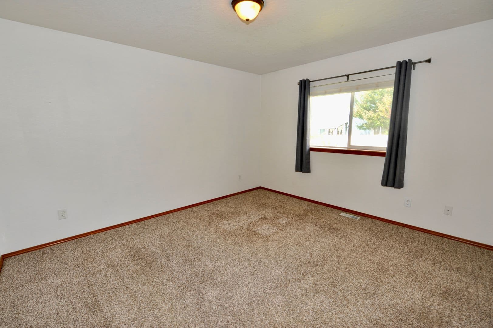 Coeur d'Alene House: 7682 N. Joanna Drive