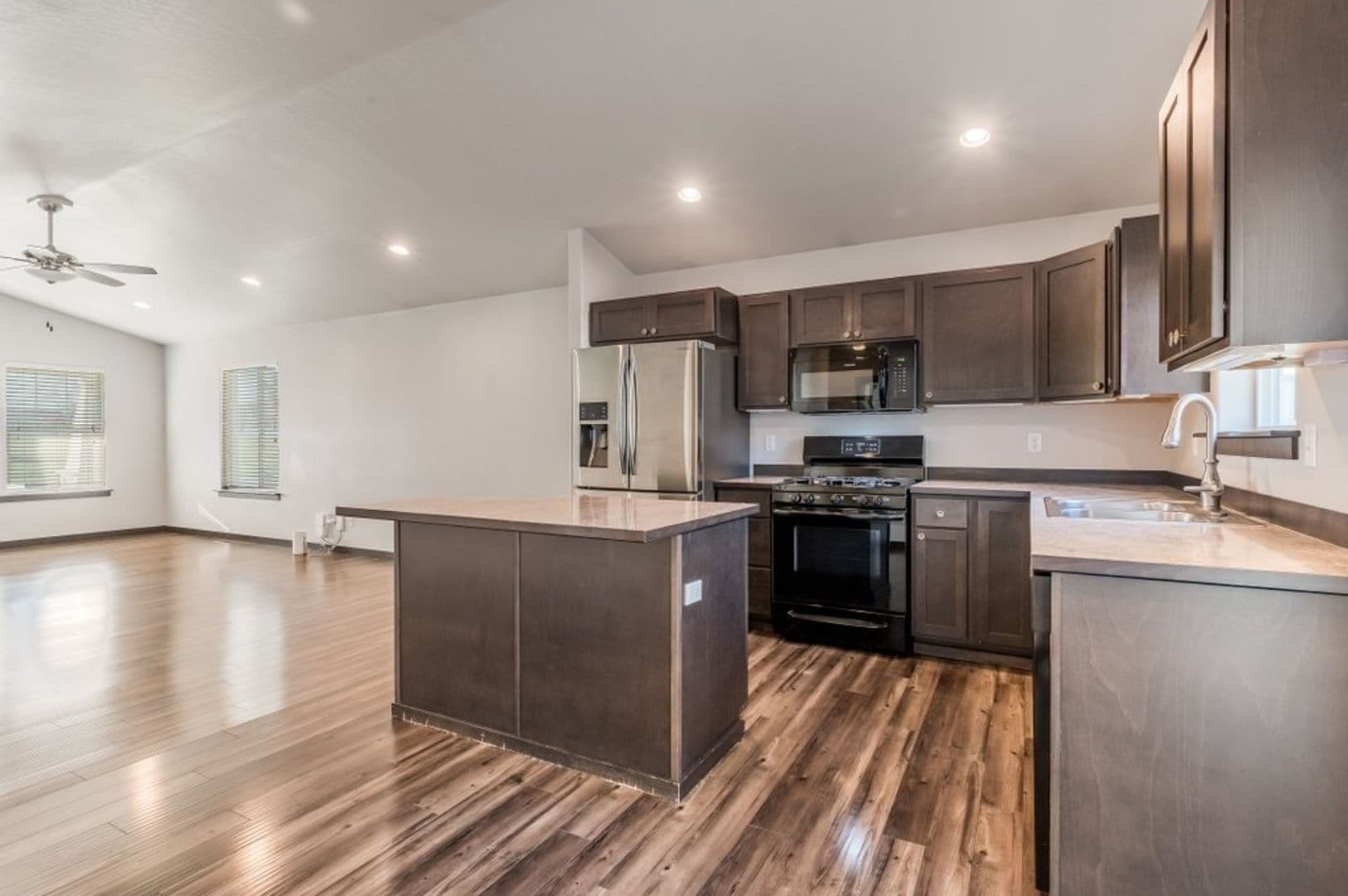 Post Falls House: 8606 N. Spokane Street