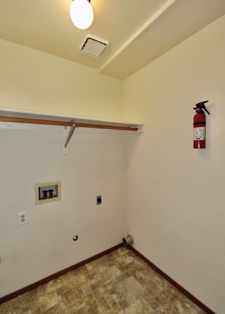 Hayden House: 615 W. Hayden Ave