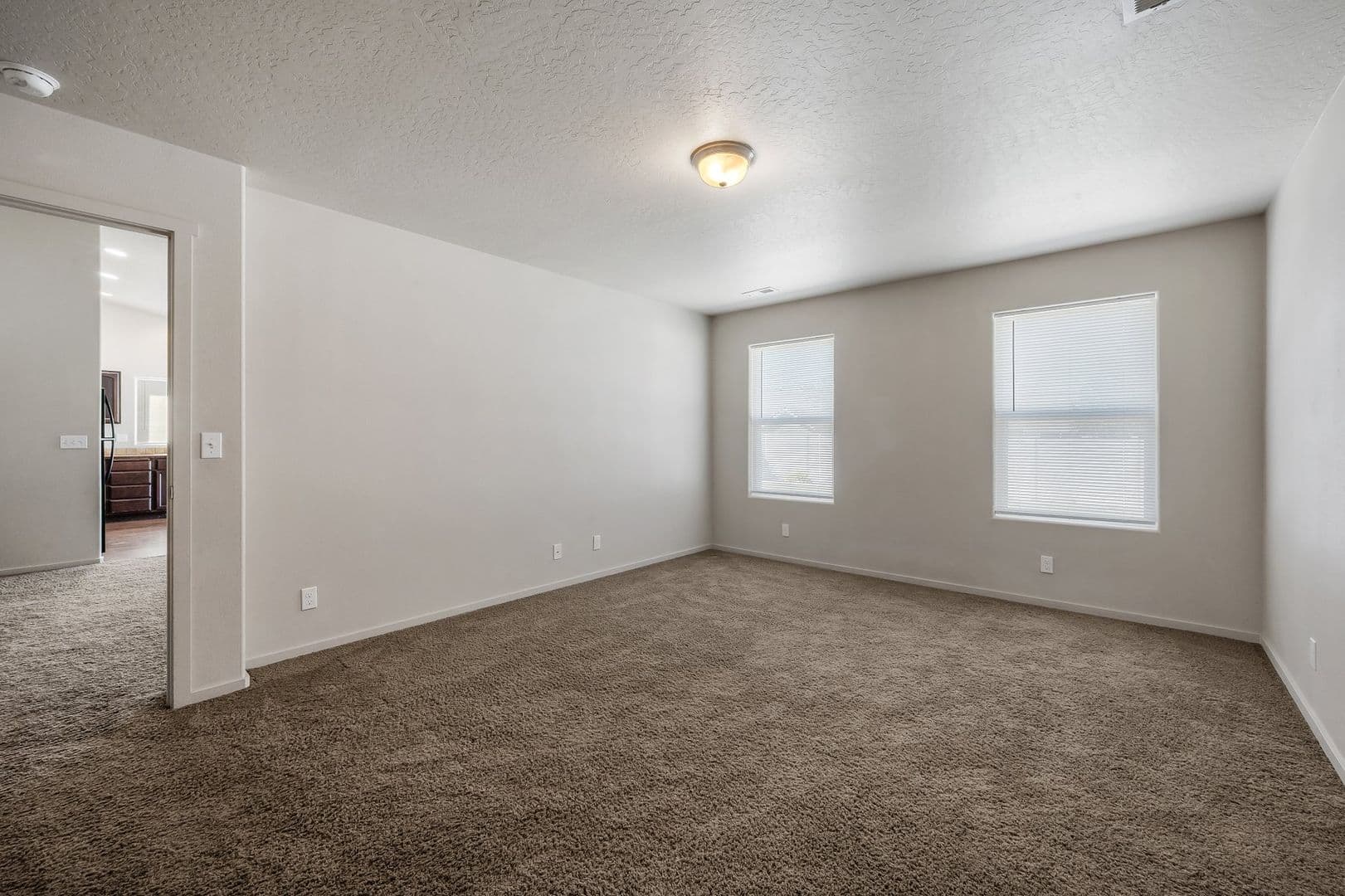 Coeur d'Alene House: 6933 N. Fast Hawk Lane