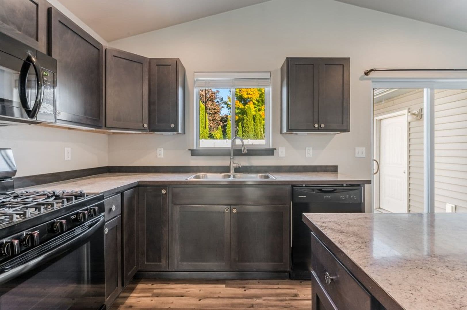 Post Falls House: 8606 N. Spokane Street