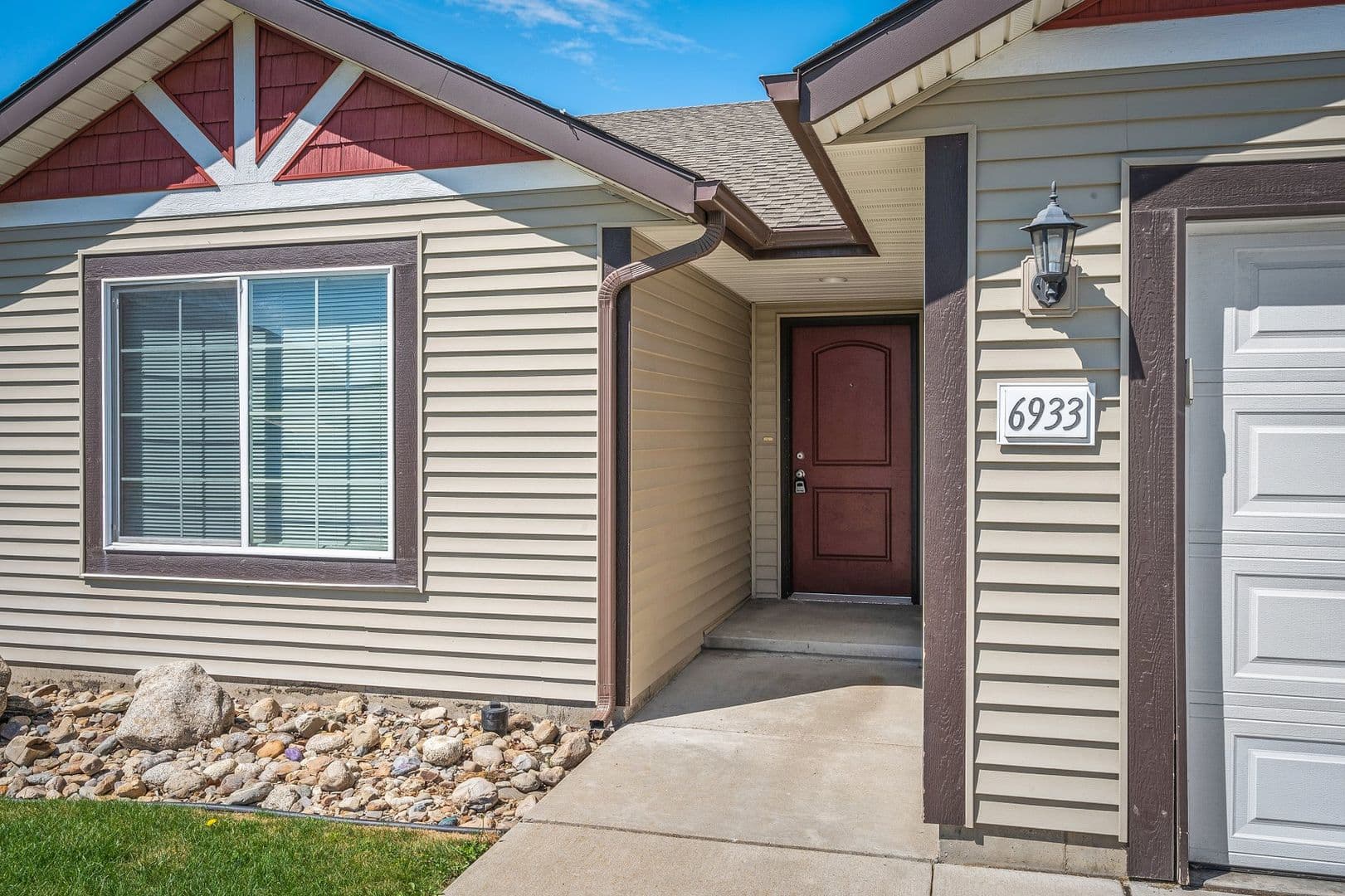 Coeur d'Alene House: 6933 N. Fast Hawk Lane
