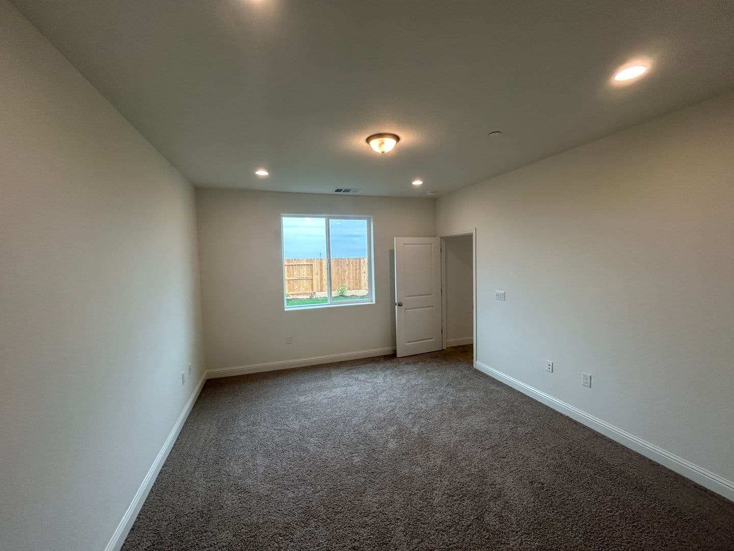 Visalia House: 6532 W. Sedona