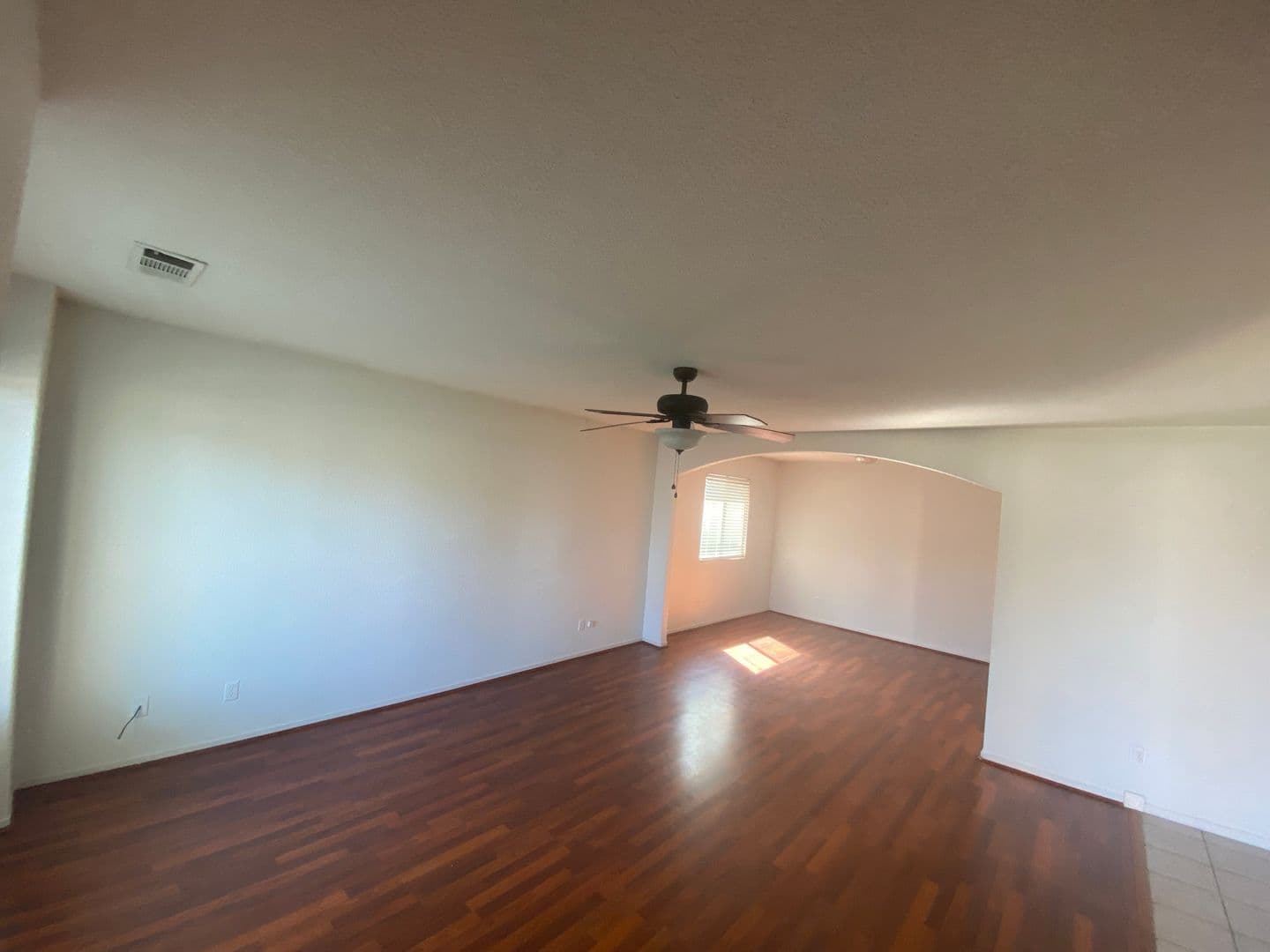 Hanford House: 1201 Hoover Way