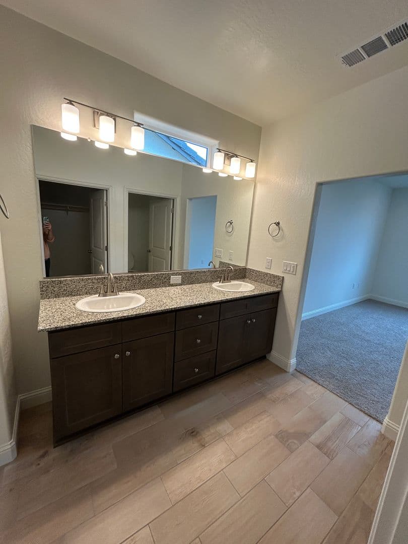 Visalia House: 6532 W. Sedona