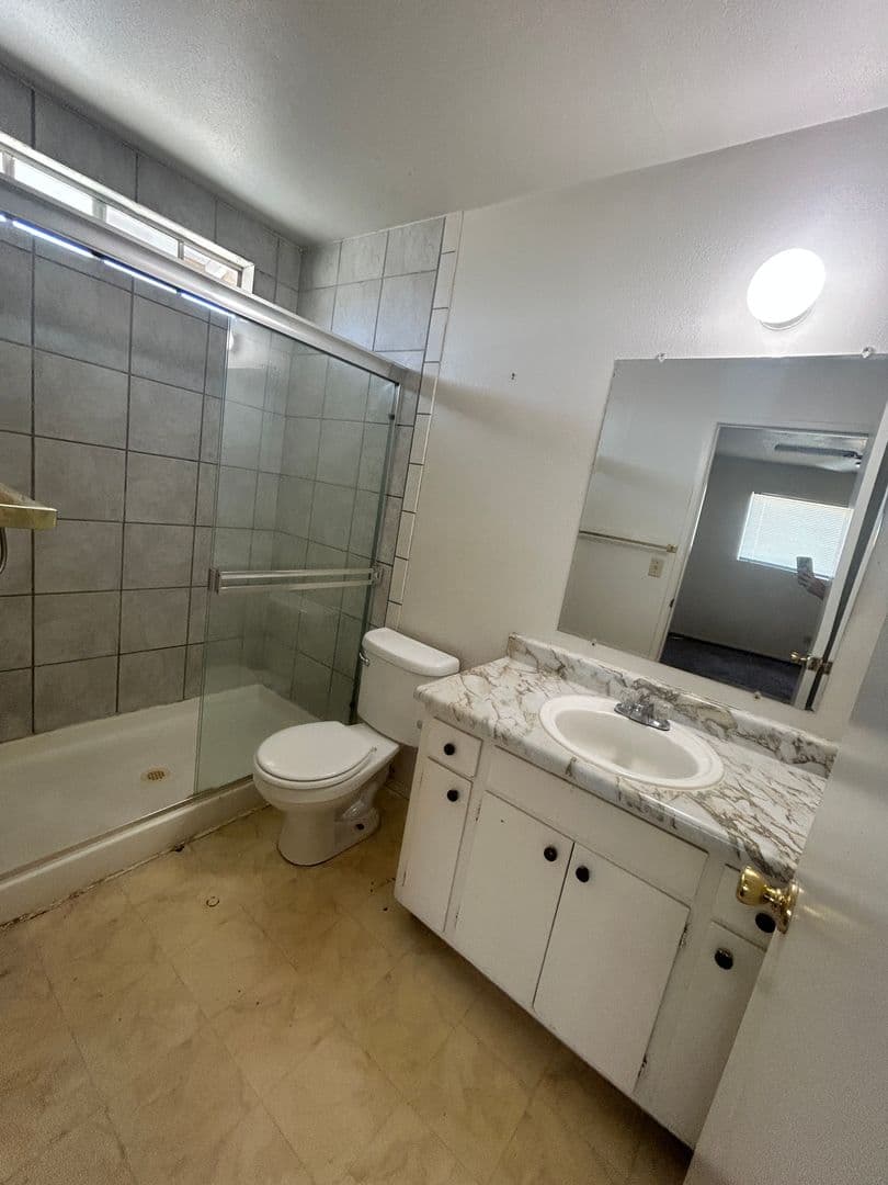 Lemoore Apartment: 1486 #A N. Lemoore