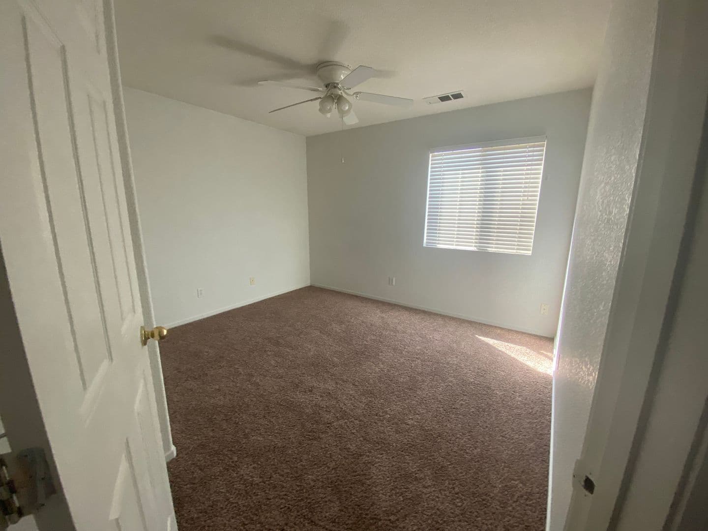 Hanford House: 1201 Hoover Way