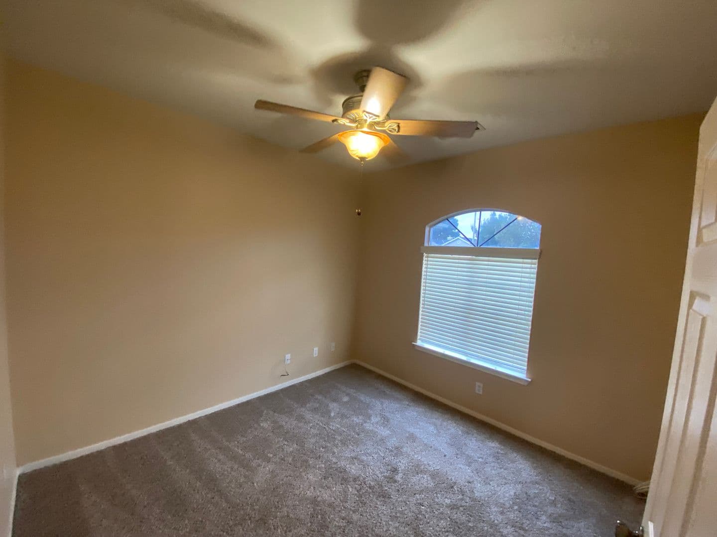 Lemoore House: 1421 Bay Street