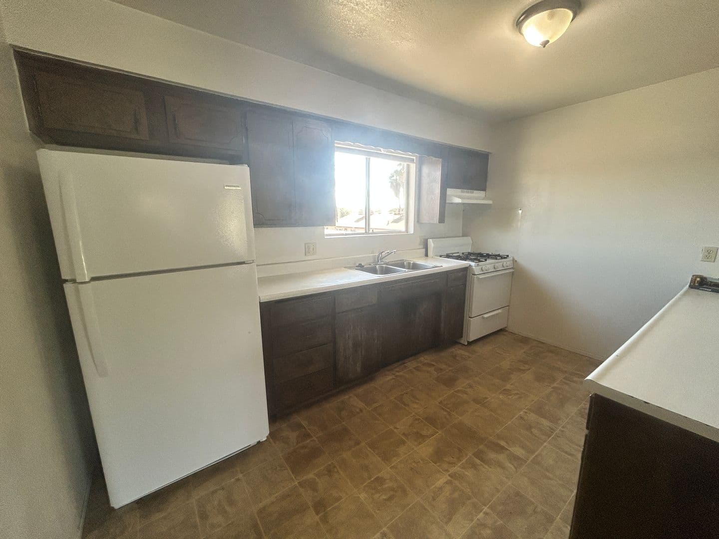 Lemoore Apartment: 1486 #A N. Lemoore