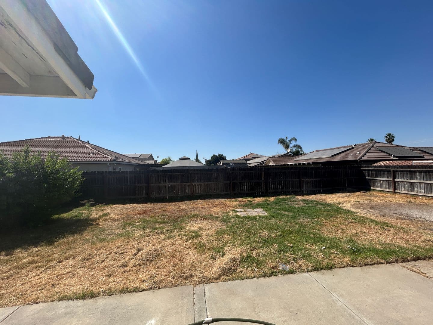 Hanford House: 2454 Ranier Way
