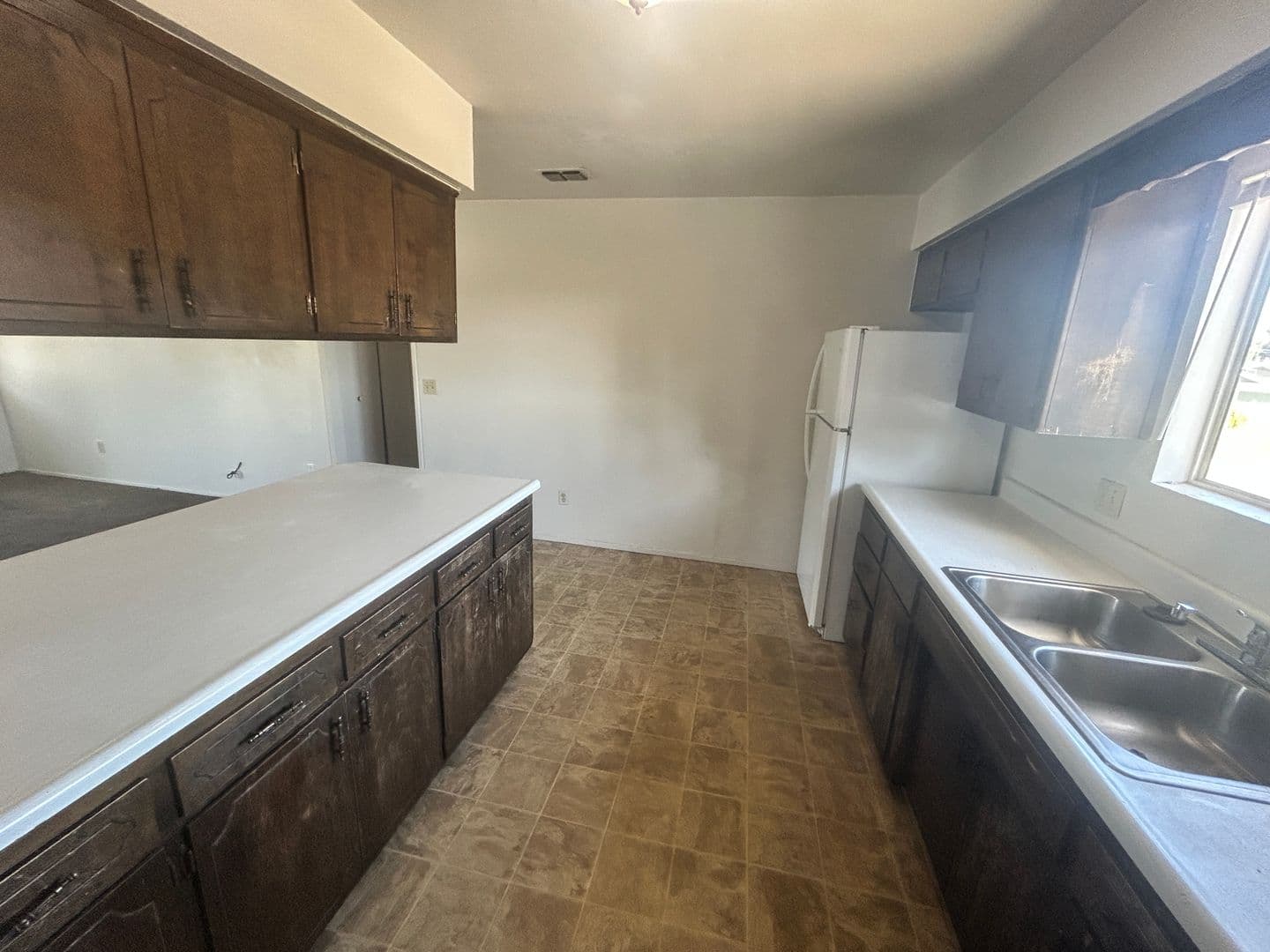 Lemoore Apartment: 1486 #A N. Lemoore