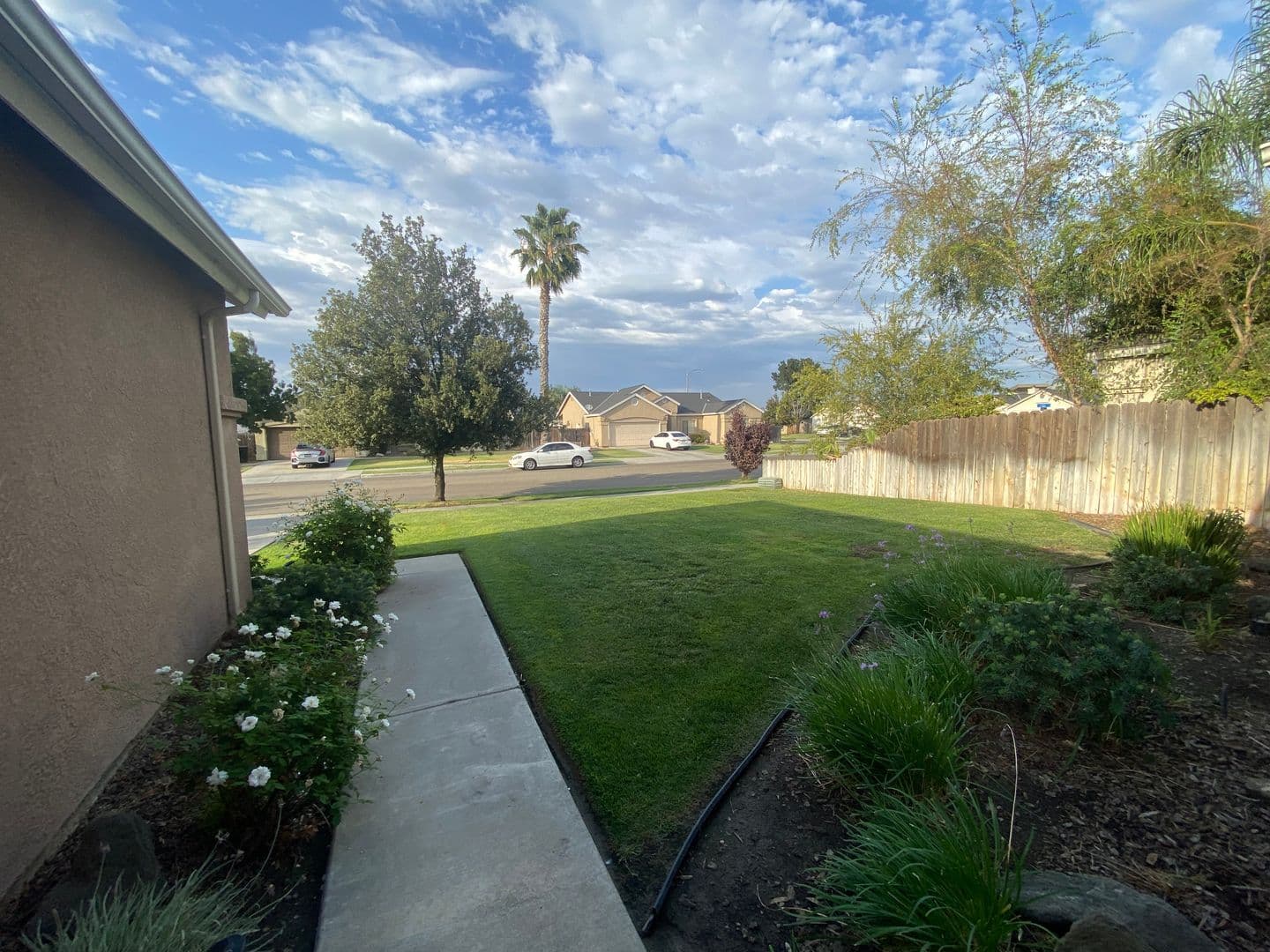 Lemoore House: 1421 Bay Street