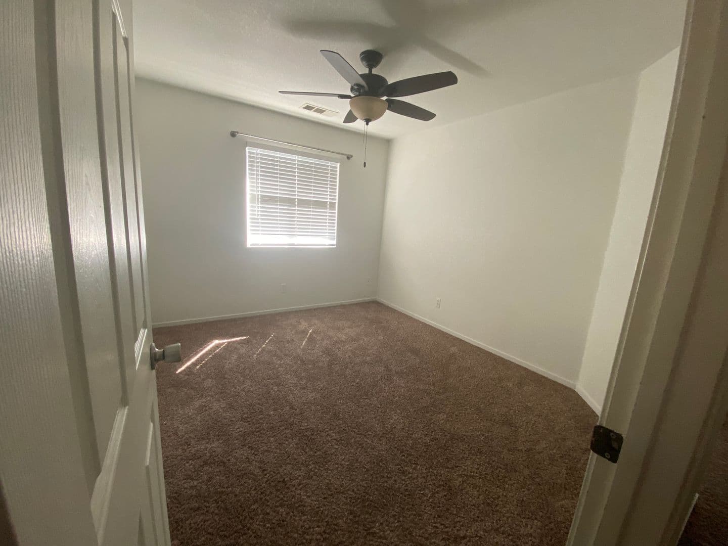 Hanford House: 1201 Hoover Way