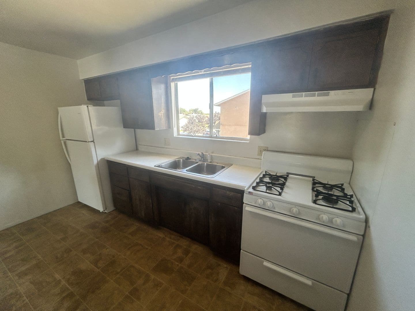 Lemoore Apartment: 1486 #A N. Lemoore