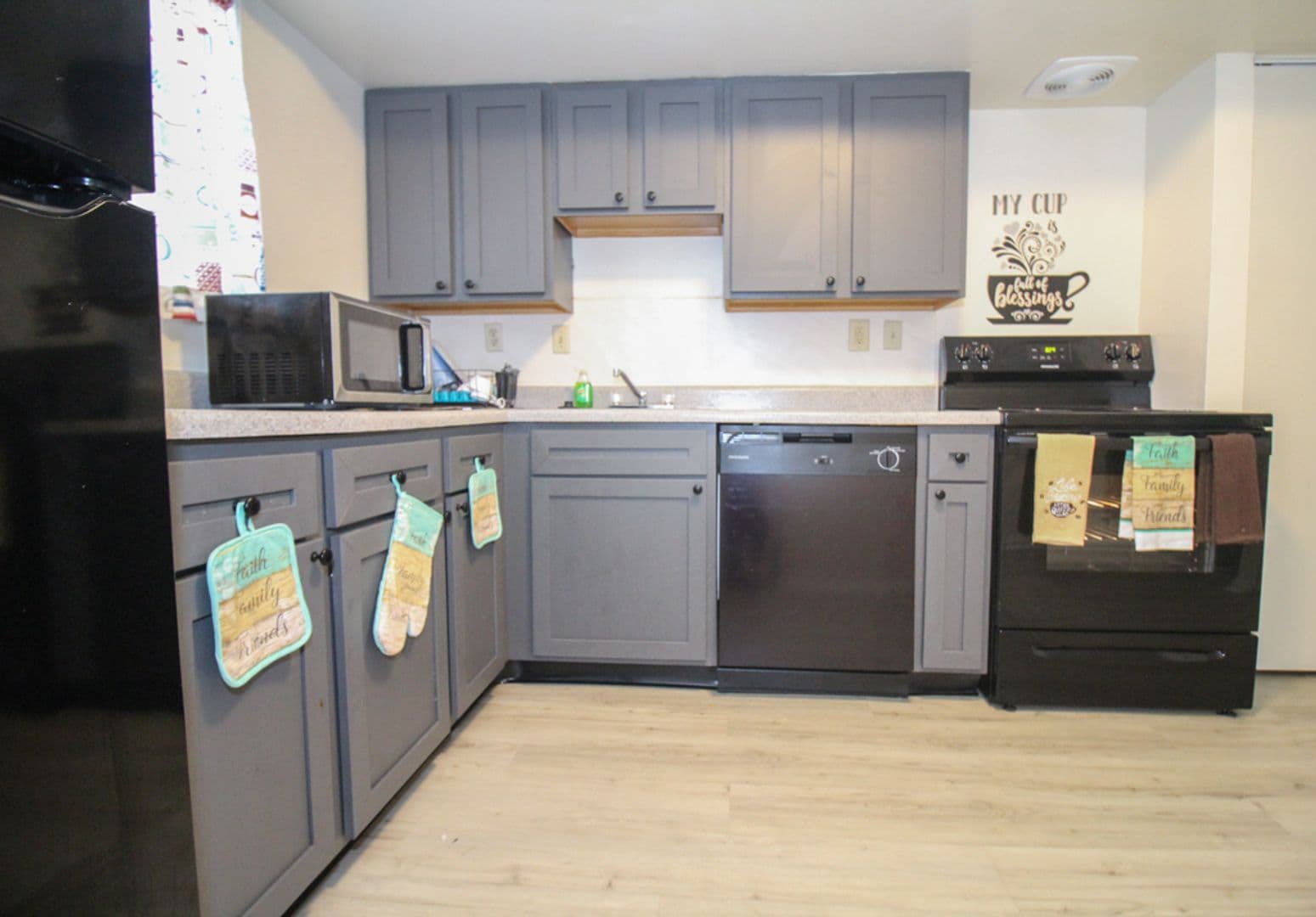 St. Louis Apartment: 4378 Cottage Ave.