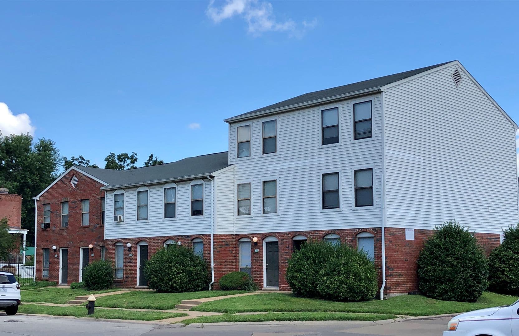 St. Louis Apartment: 4378 Cottage Ave.