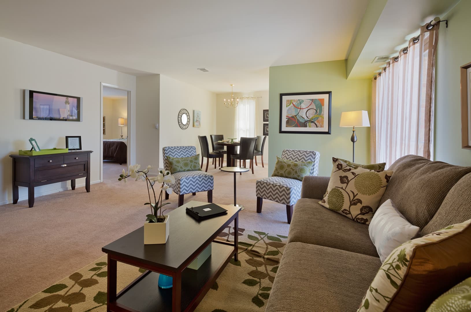 West Deptford Apartment: 968 Kings Highway