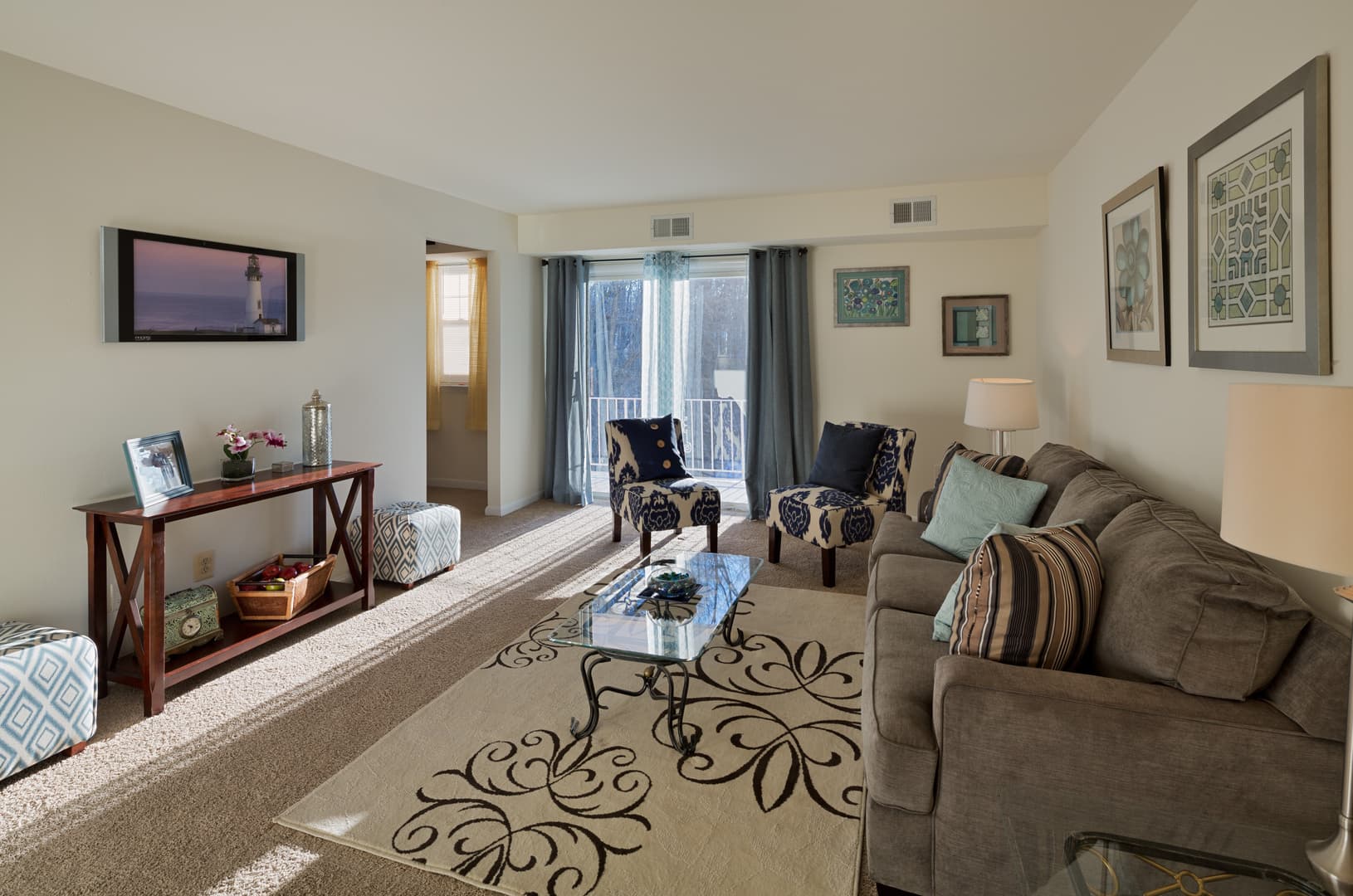 Maple Shade Apartment: 20 Church Road