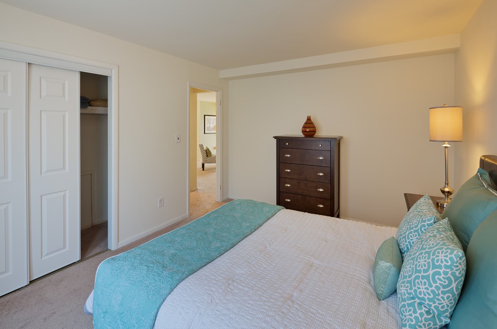West Deptford Apartment: 968 Kings Highway
