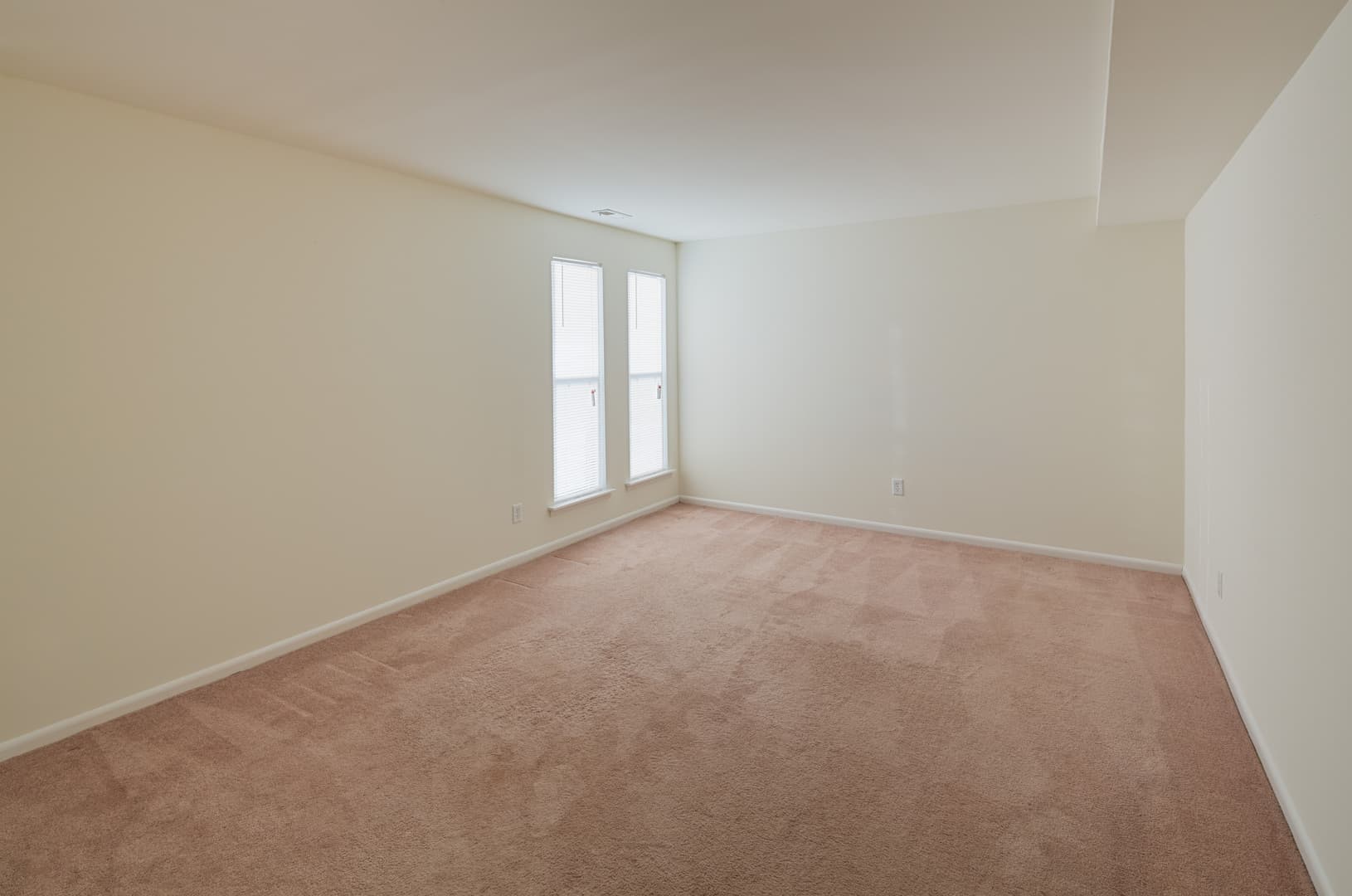 West Deptford Apartment: 968 Kings Highway