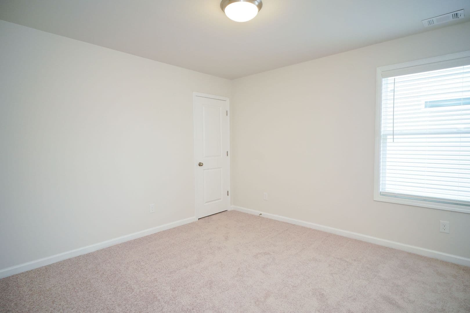 Graniteville House: 751 Justify Loop