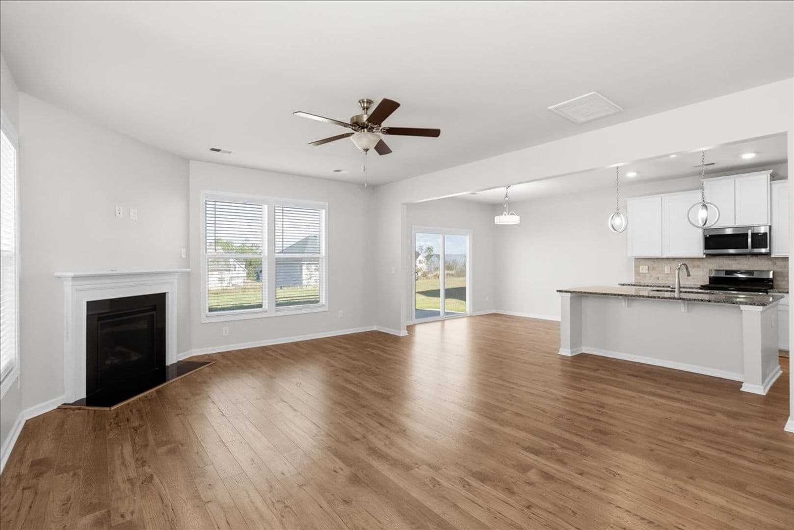 Graniteville House: 775 Justify Loop