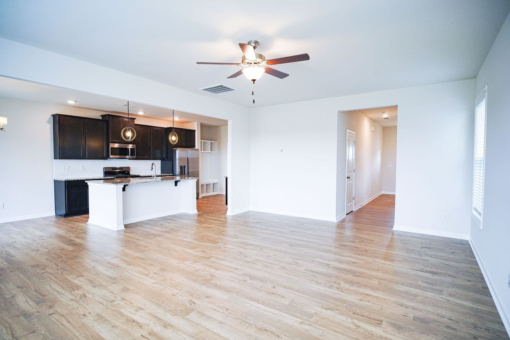 Graniteville House: 751 Justify Loop