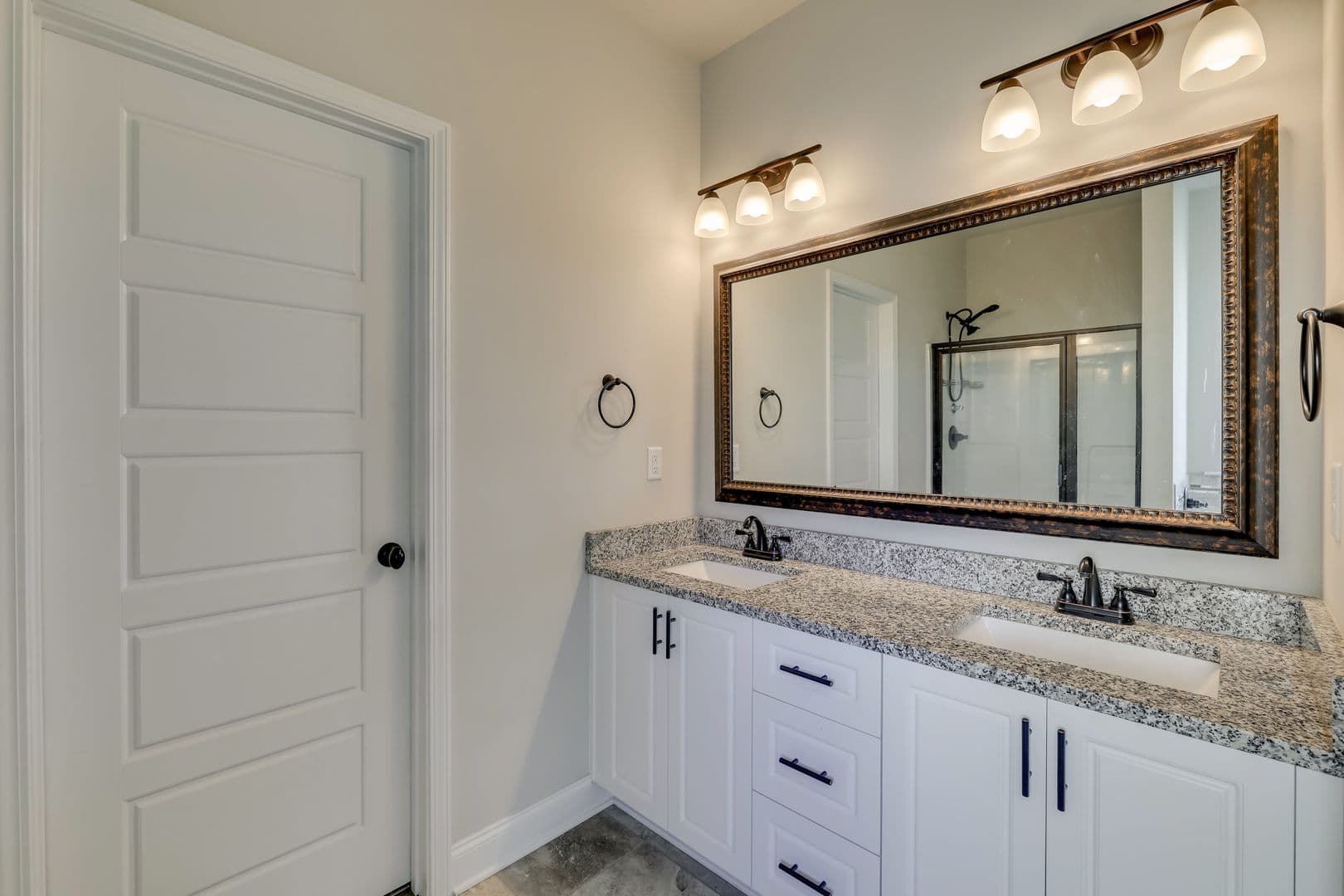 Aiken House: 340 Fox Haven Drive