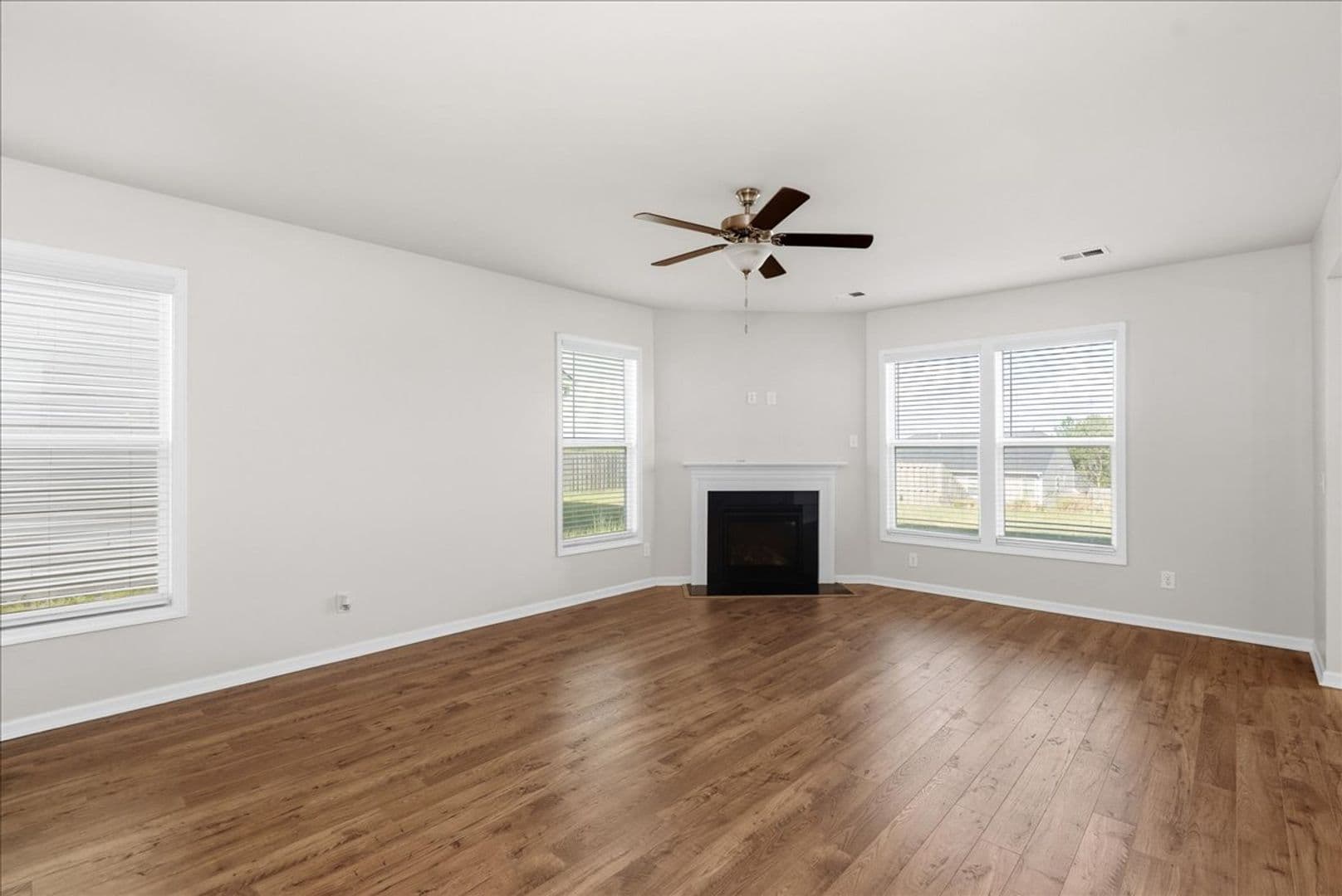 Graniteville House: 775 Justify Loop