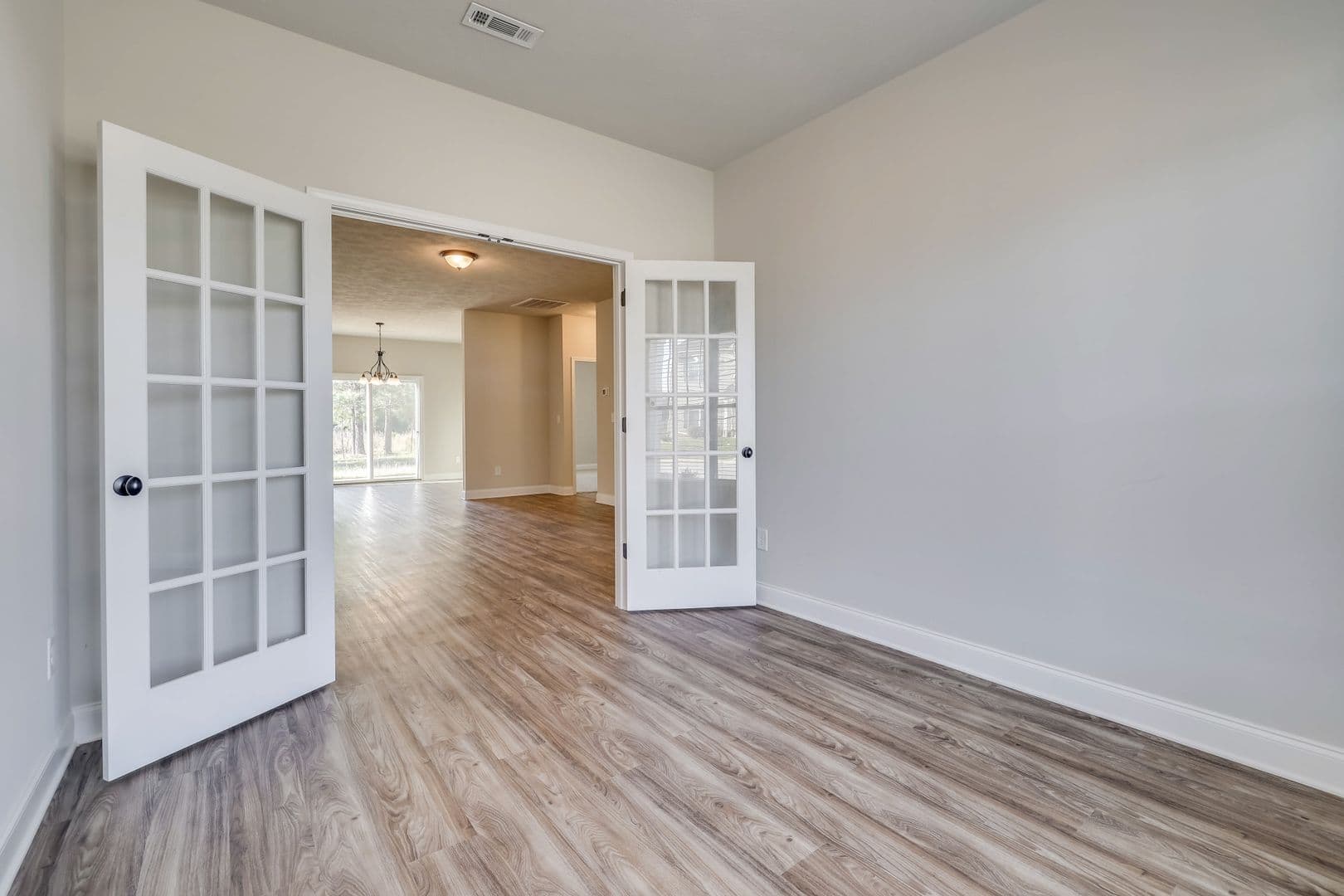 Aiken House: 340 Fox Haven Drive