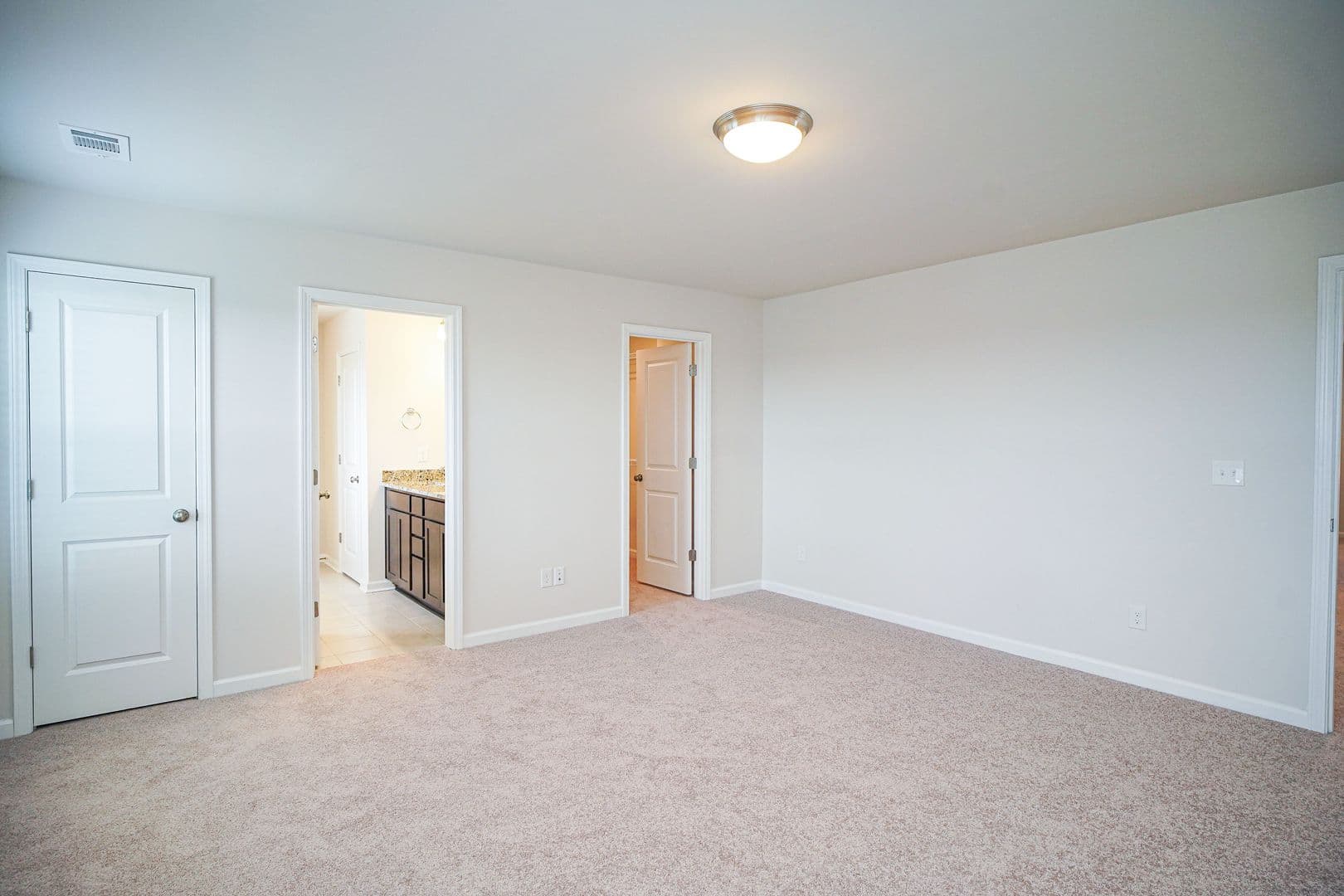 Graniteville House: 751 Justify Loop