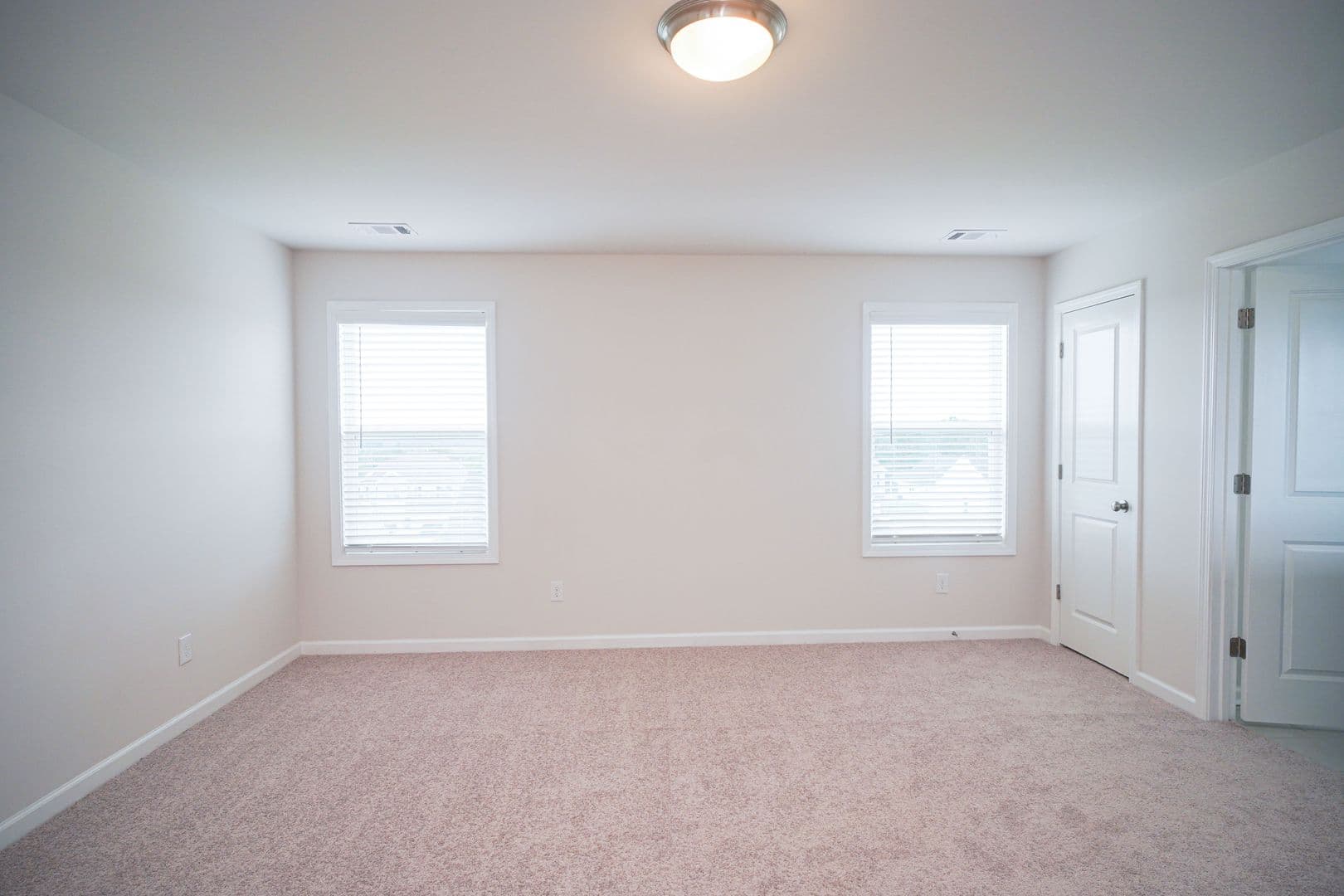 Graniteville House: 751 Justify Loop