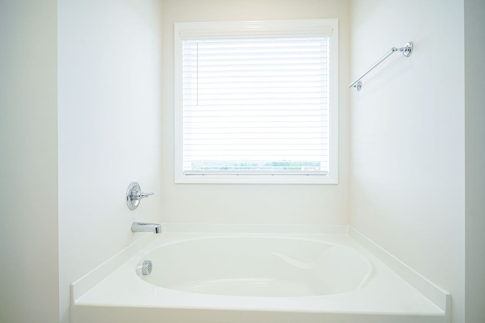 Graniteville House: 751 Justify Loop
