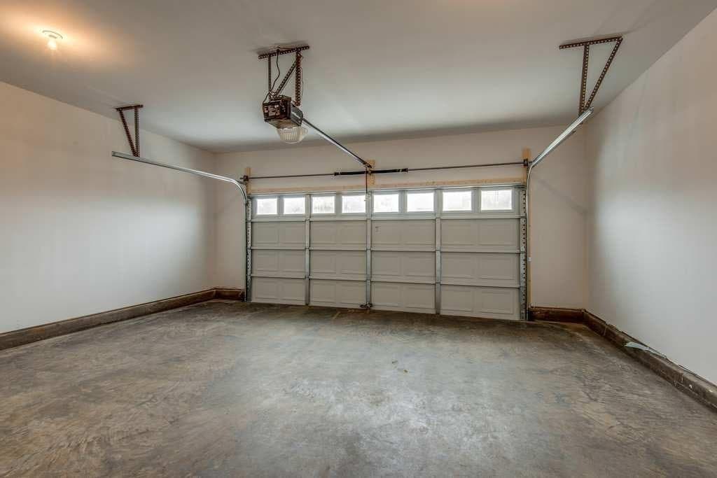 Fairview House: 7416 Marisa Way