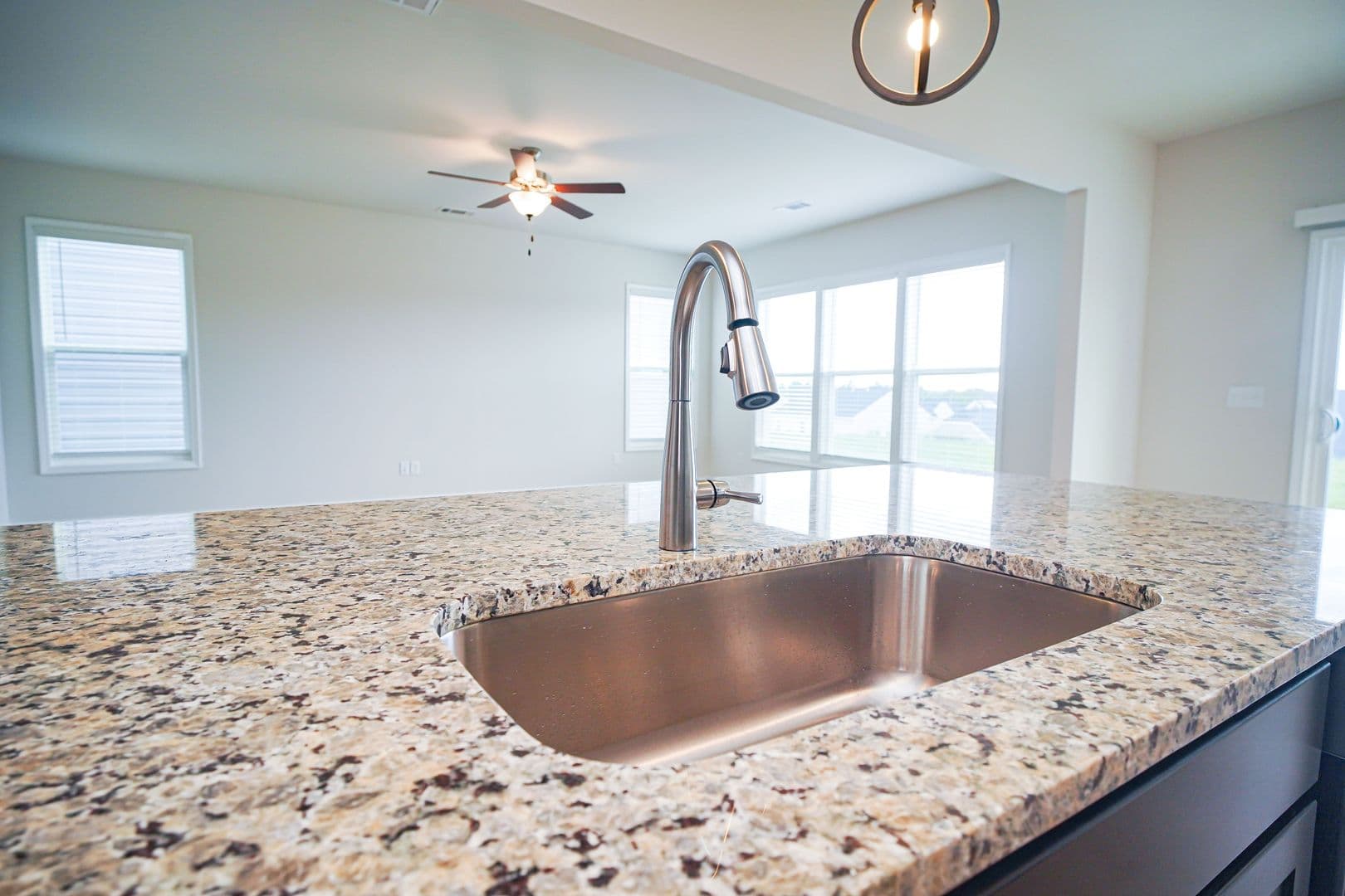 Graniteville House: 751 Justify Loop