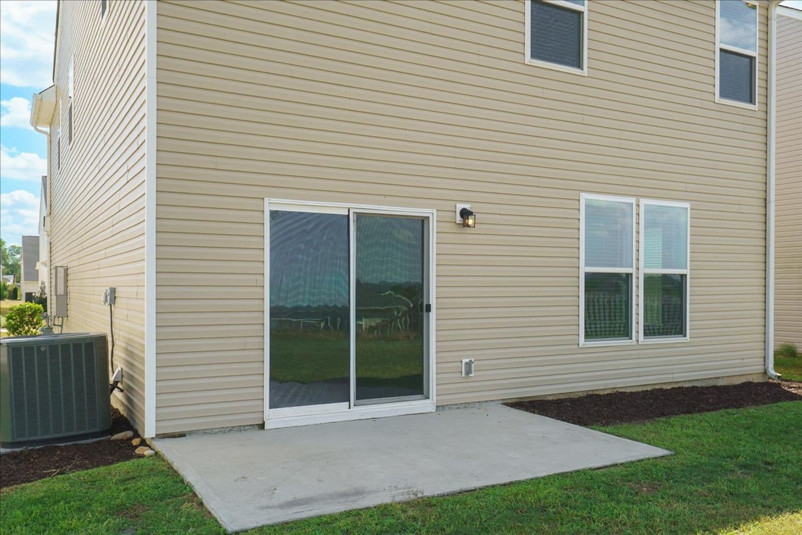 Graniteville House: 775 Justify Loop