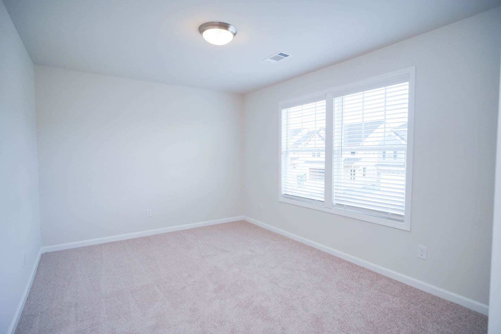 Graniteville House: 751 Justify Loop