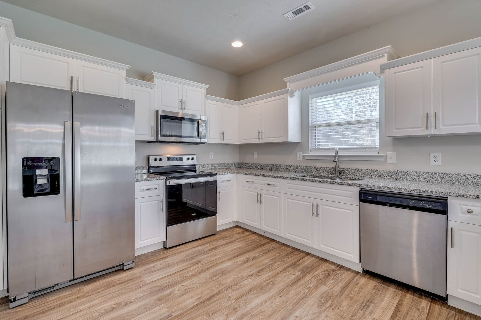 Aiken House: 340 Fox Haven Drive
