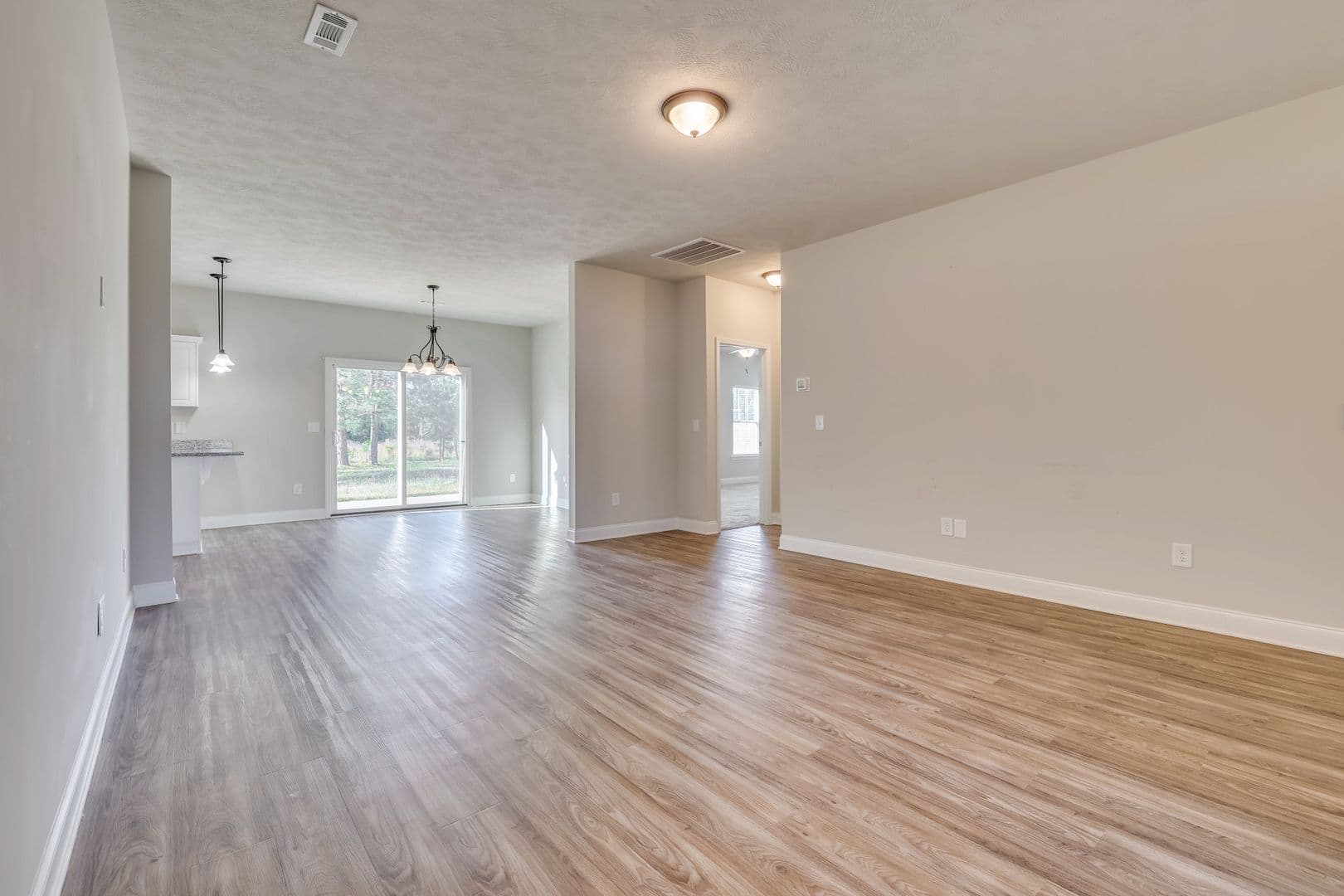 Aiken House: 340 Fox Haven Drive