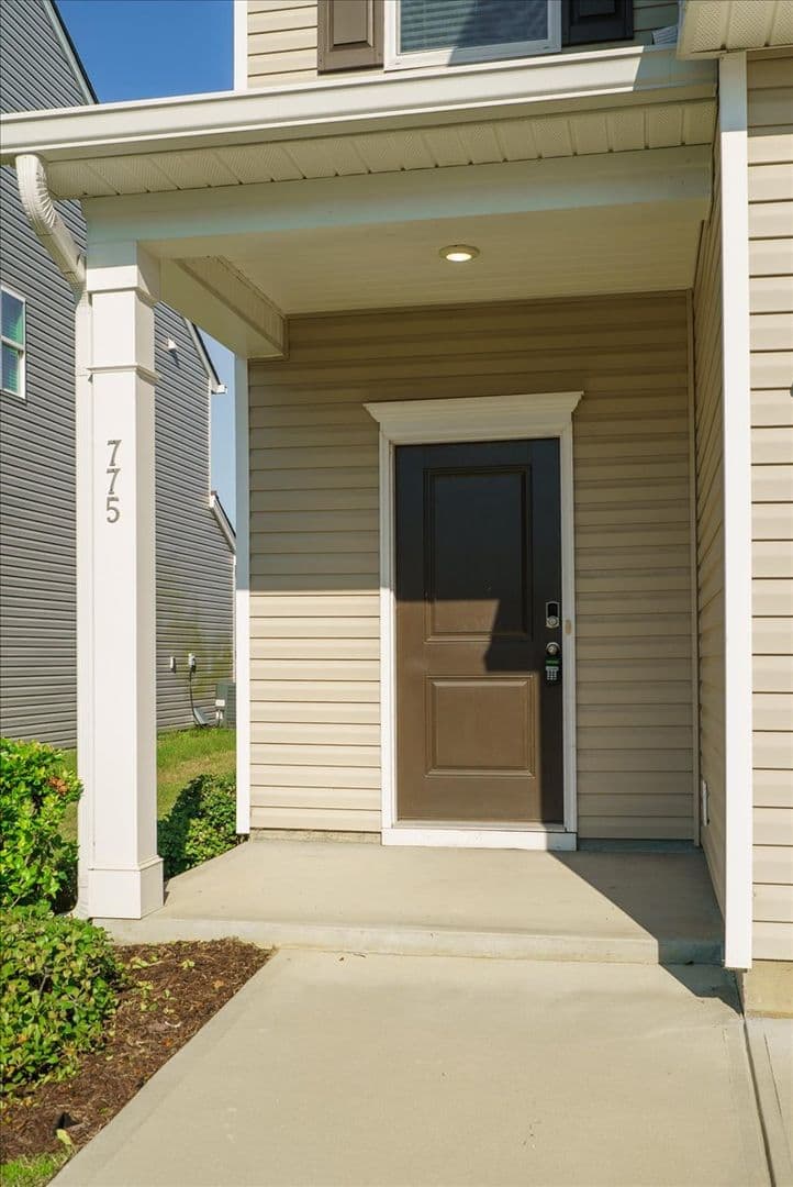 Graniteville House: 775 Justify Loop