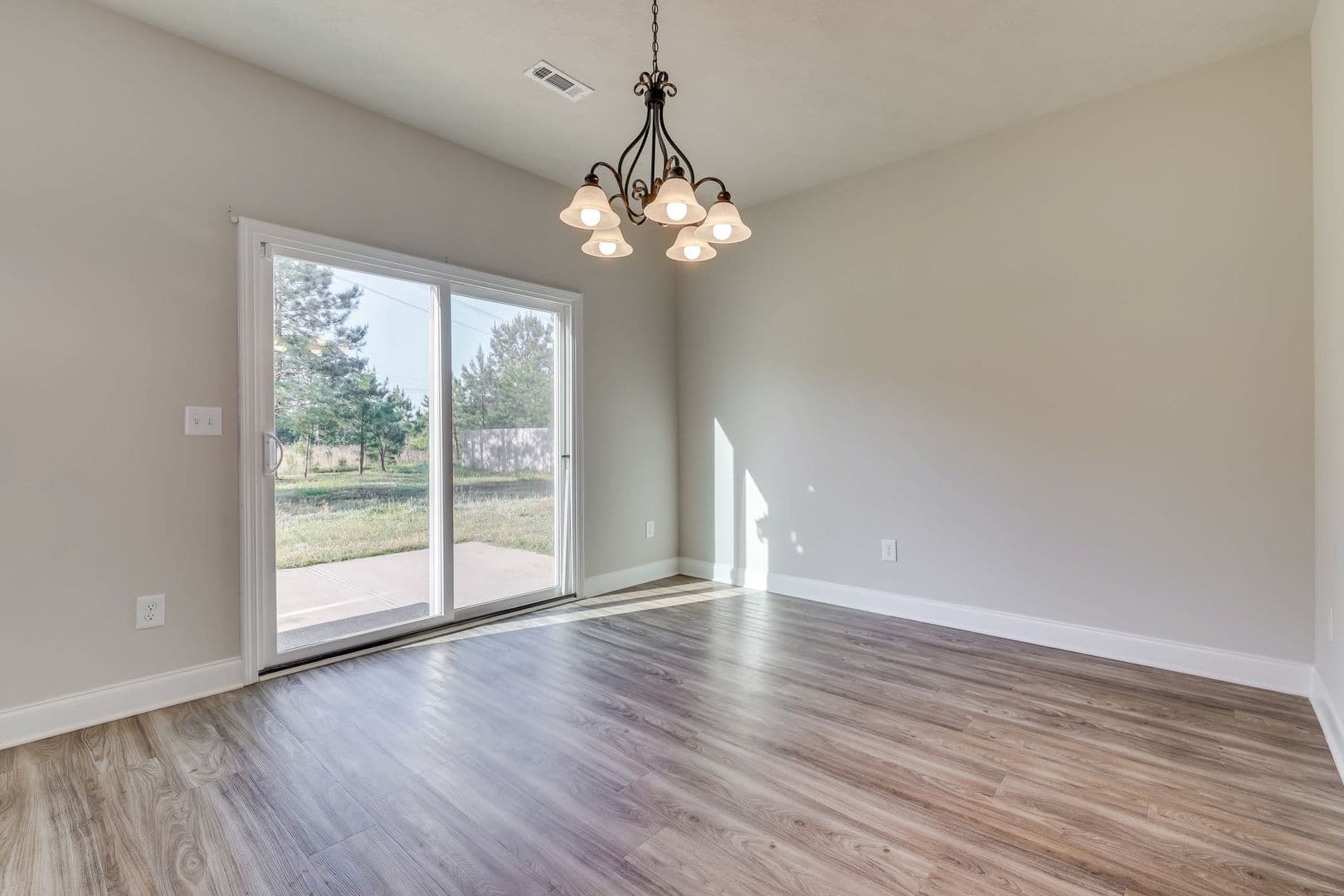 Aiken House: 340 Fox Haven Drive