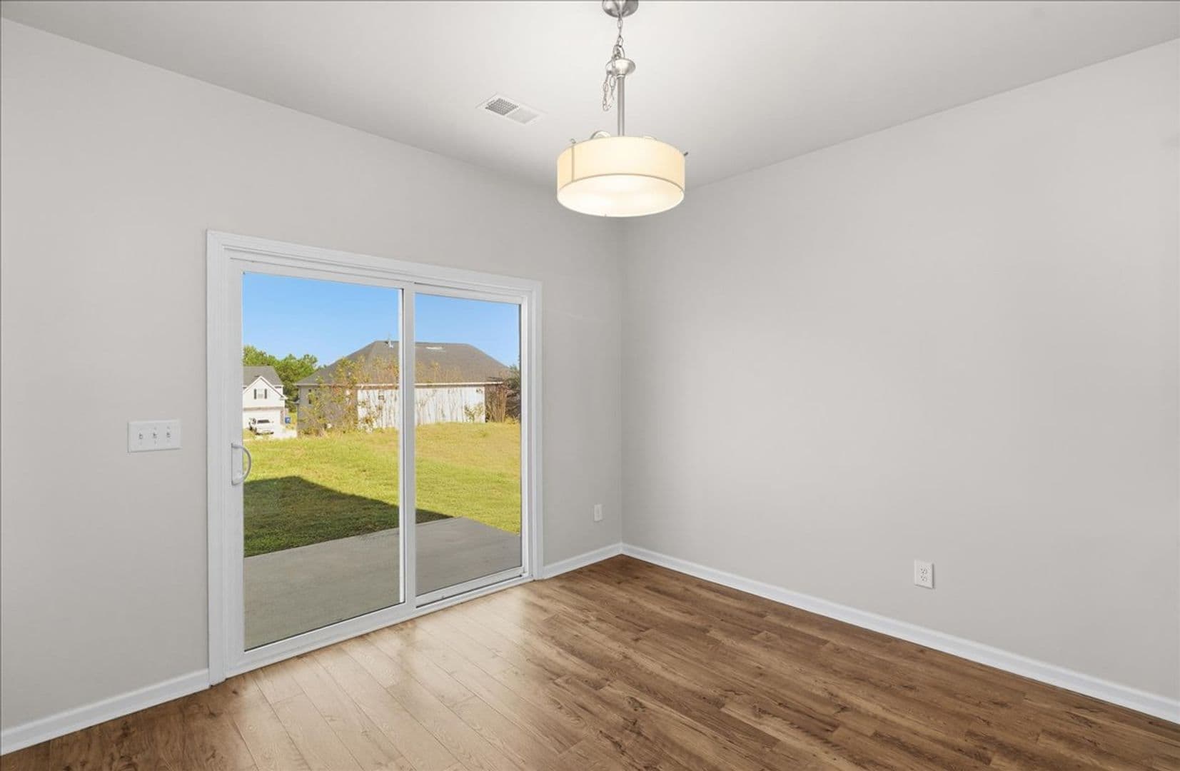 Graniteville House: 775 Justify Loop