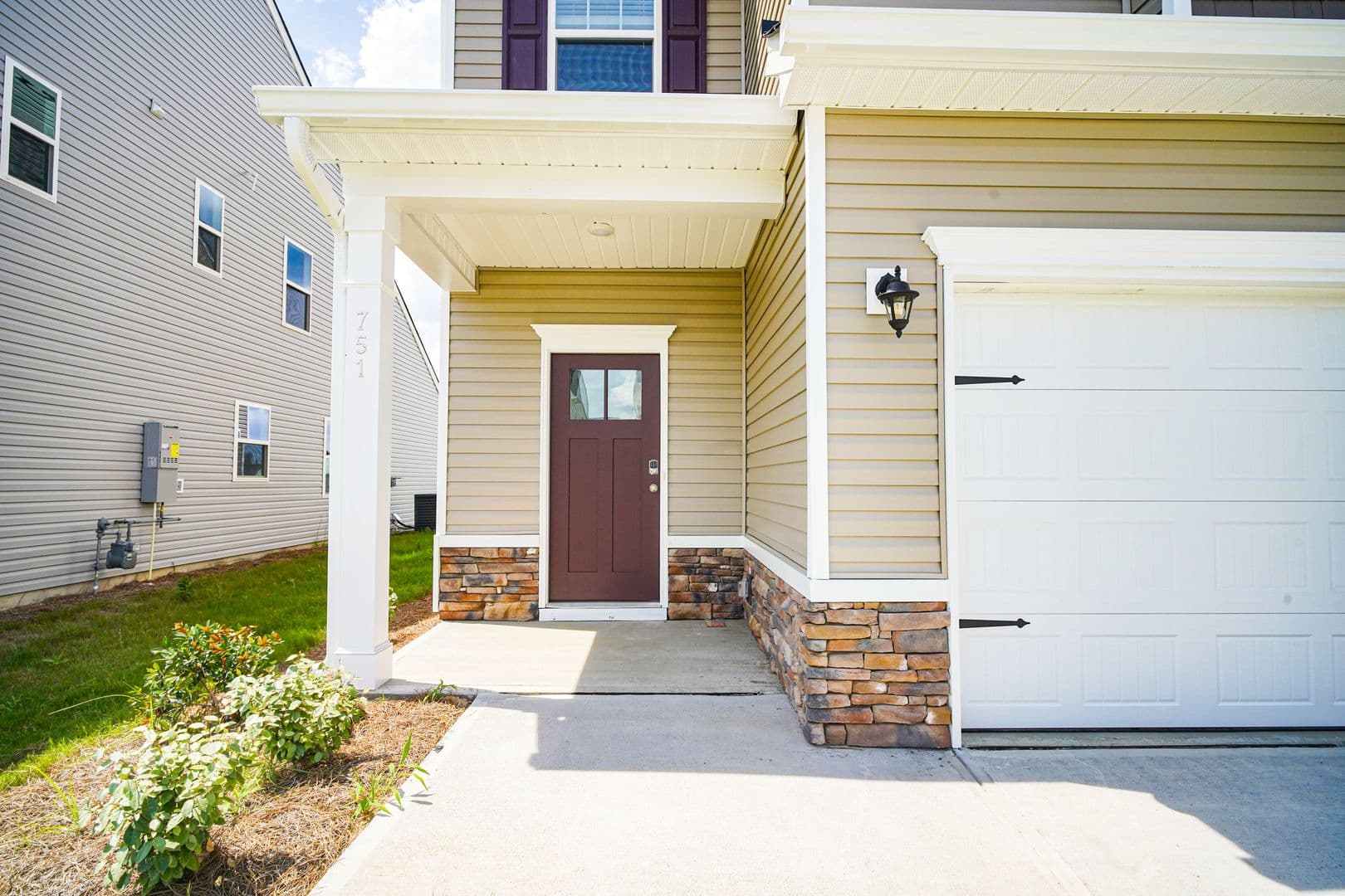 Graniteville House: 751 Justify Loop