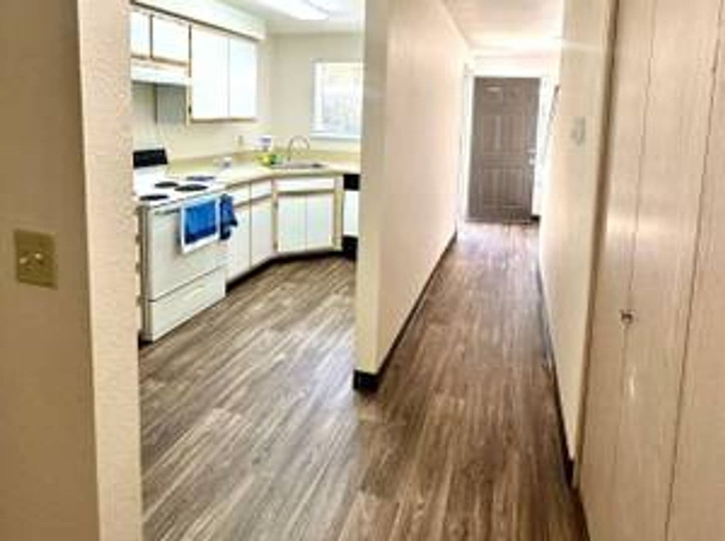 Salem Apartment: 3758 Mica View Court SE