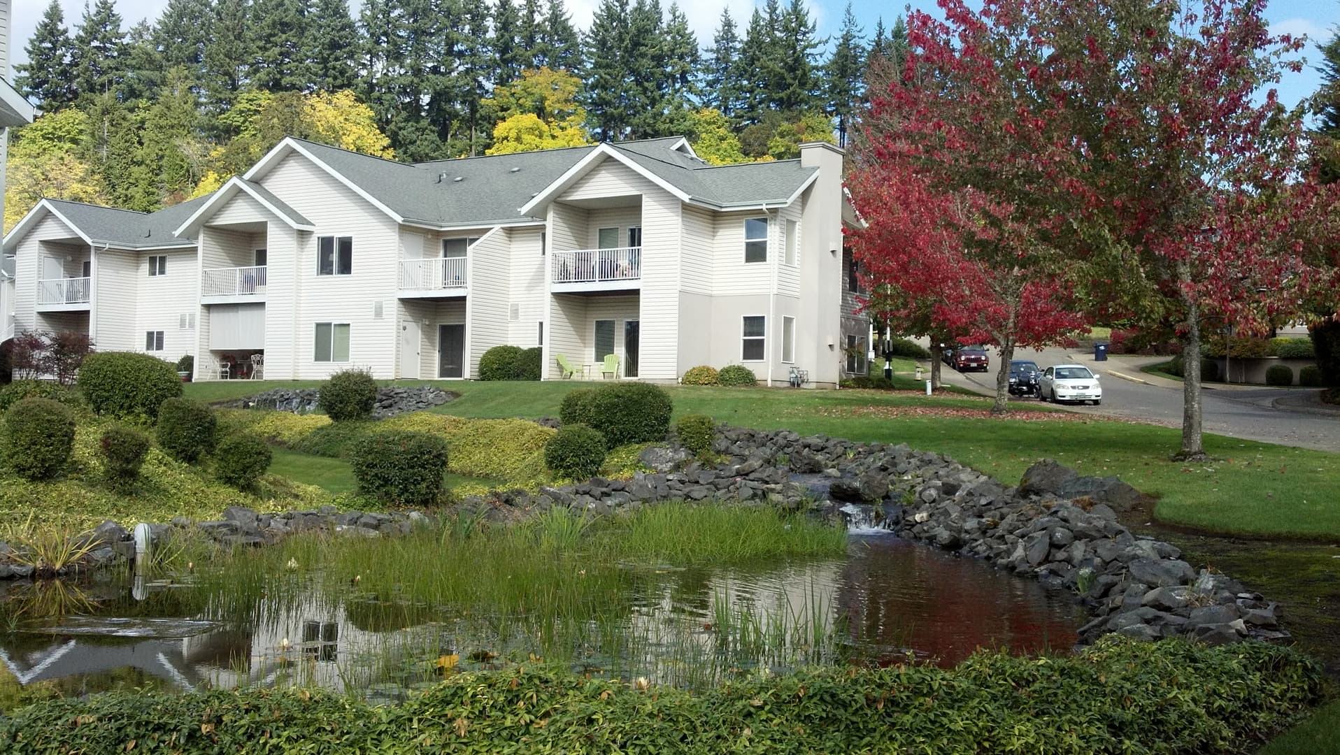 Eugene Apartment: 808 Pool Street