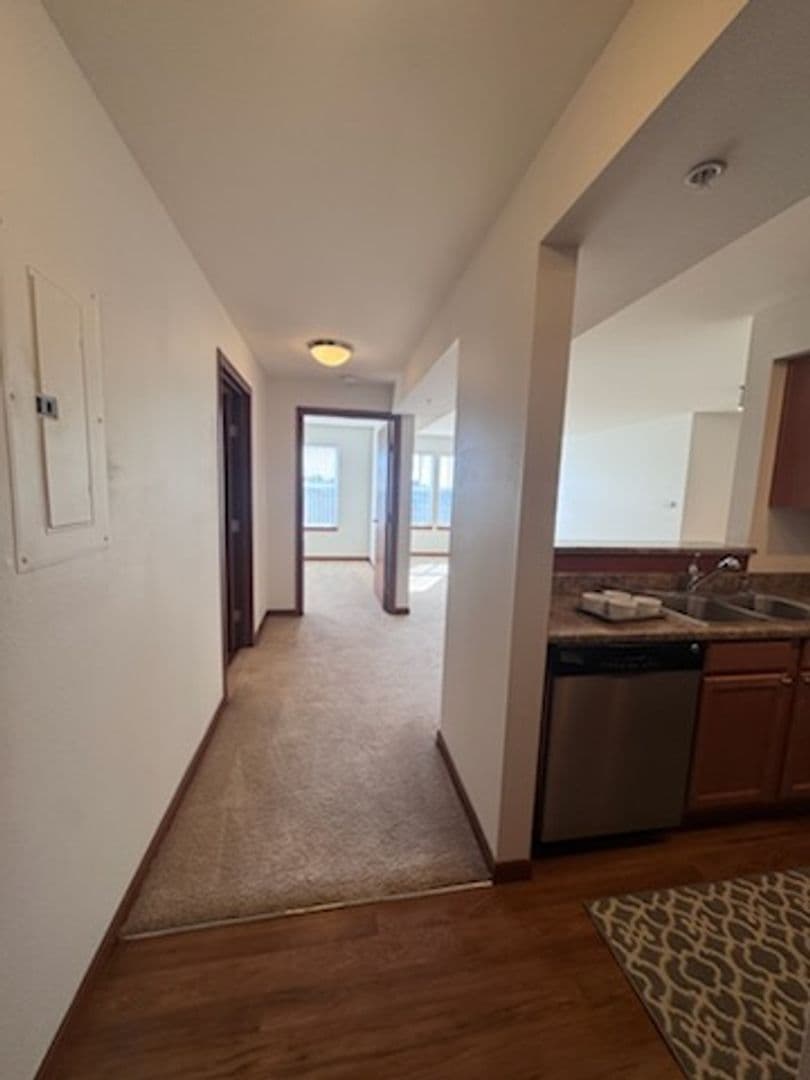 SeaTac Apartment: 21428 International Boulevard