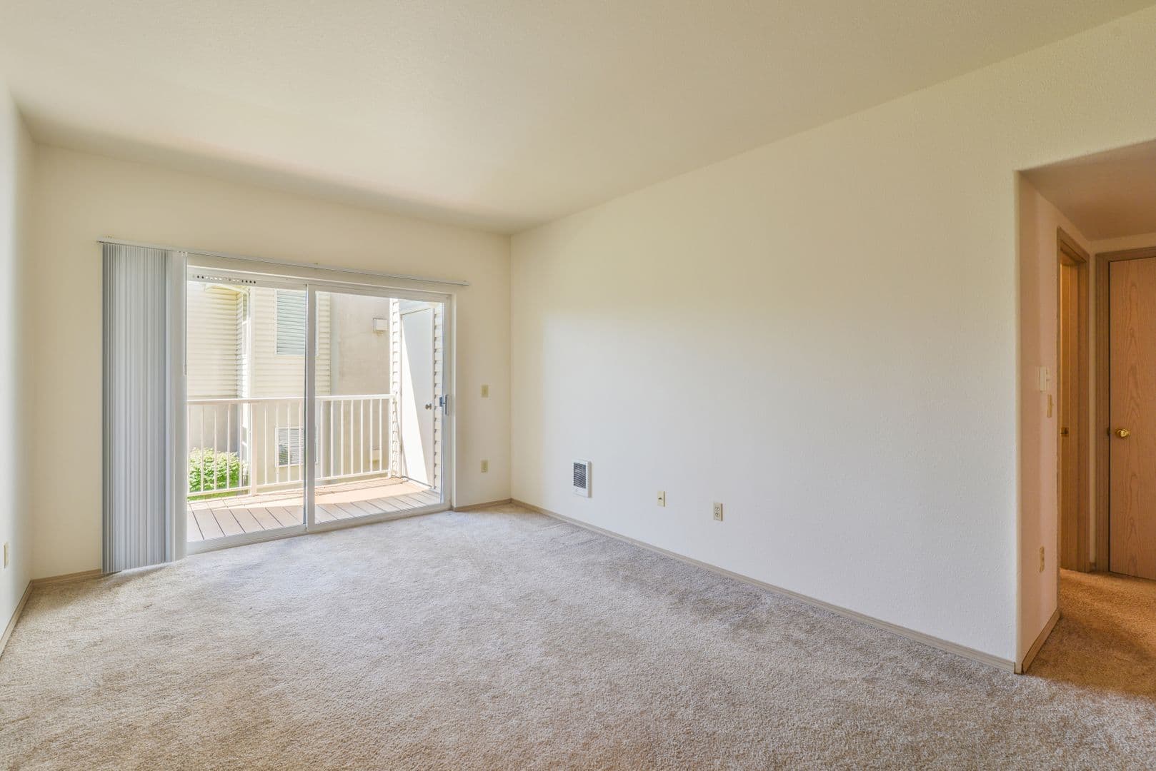 Eugene Apartment: 808 Pool Street