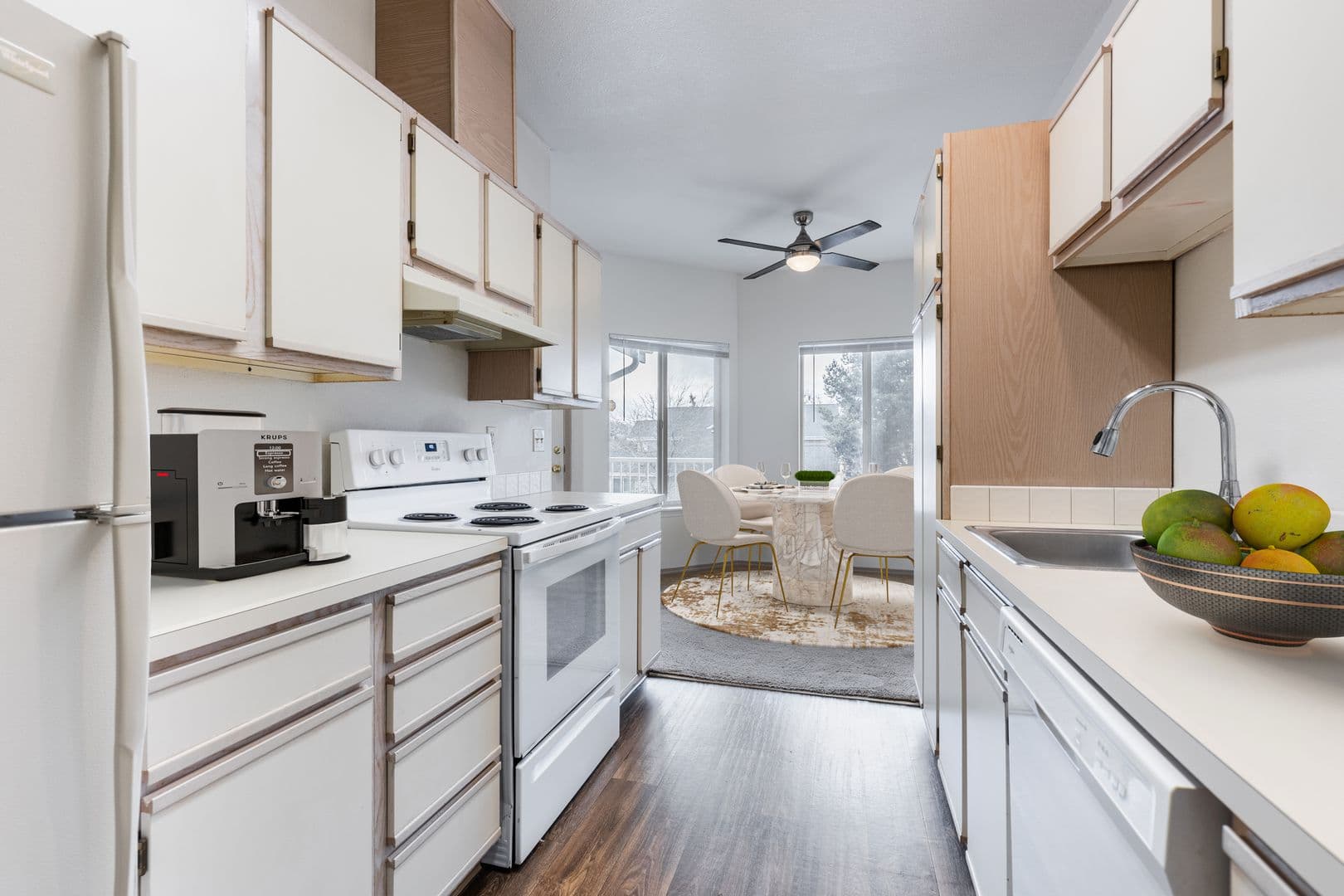 Eugene Apartment: 808 Pool Street