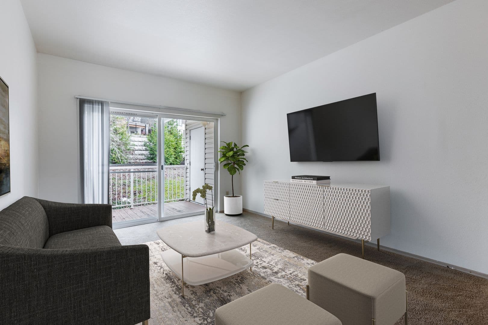 Eugene Apartment: 808 Pool Street