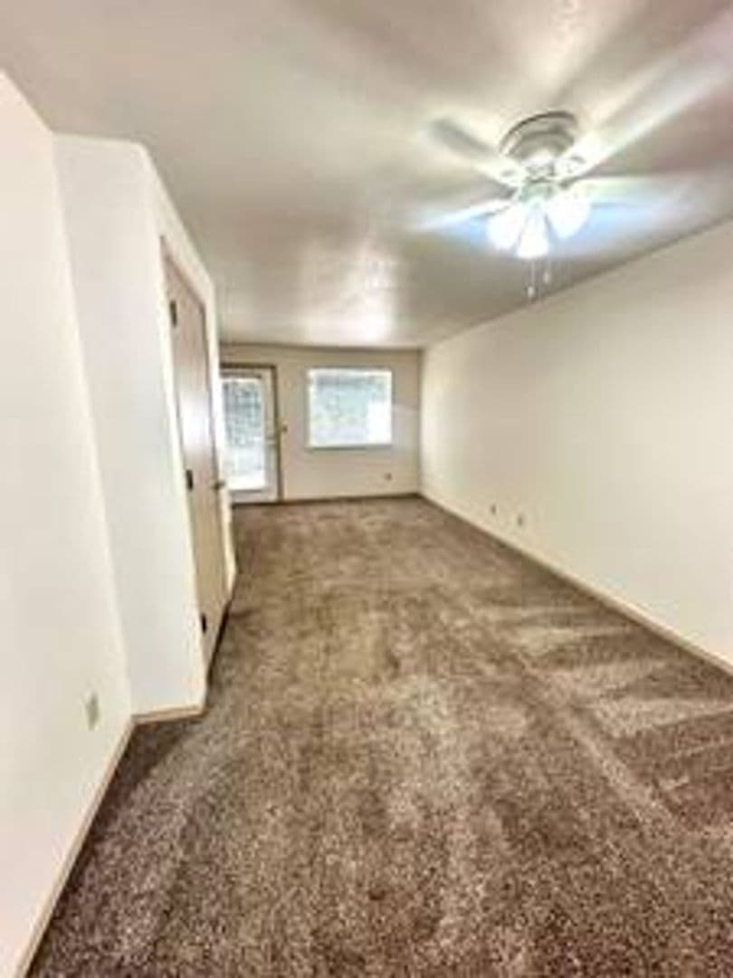 Salem Apartment: 3758 Mica View Court SE